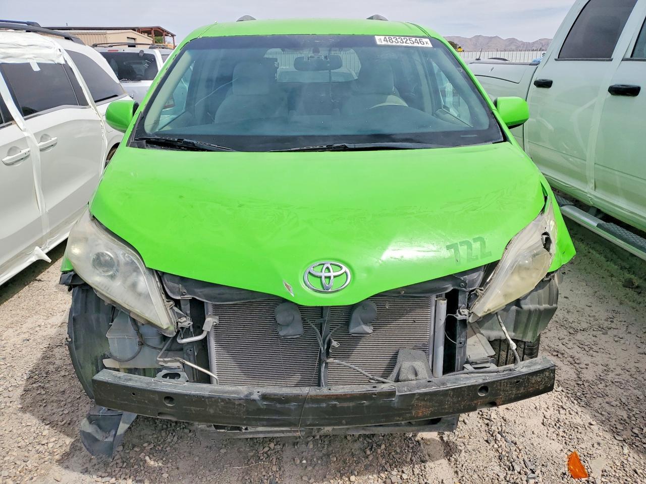 2014 Toyota Sienna Le - Image 5