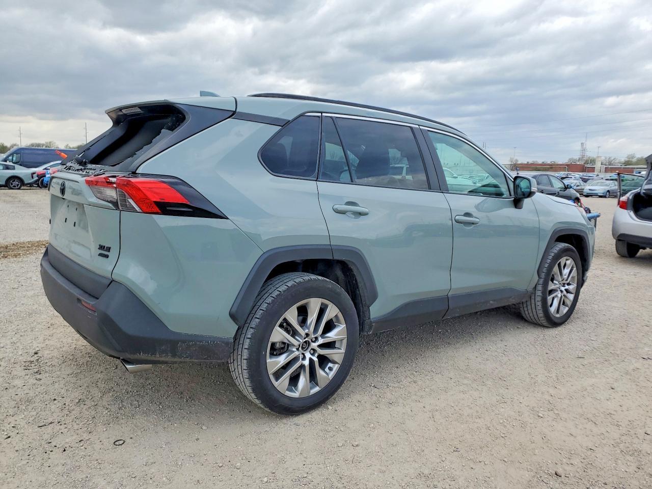 2020 Toyota Rav4 Xle Premium - Фото 3