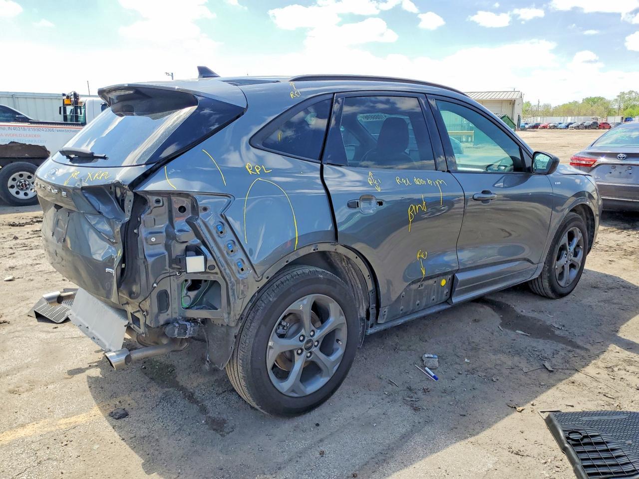 2024 Ford Escape St Line - Фото 3