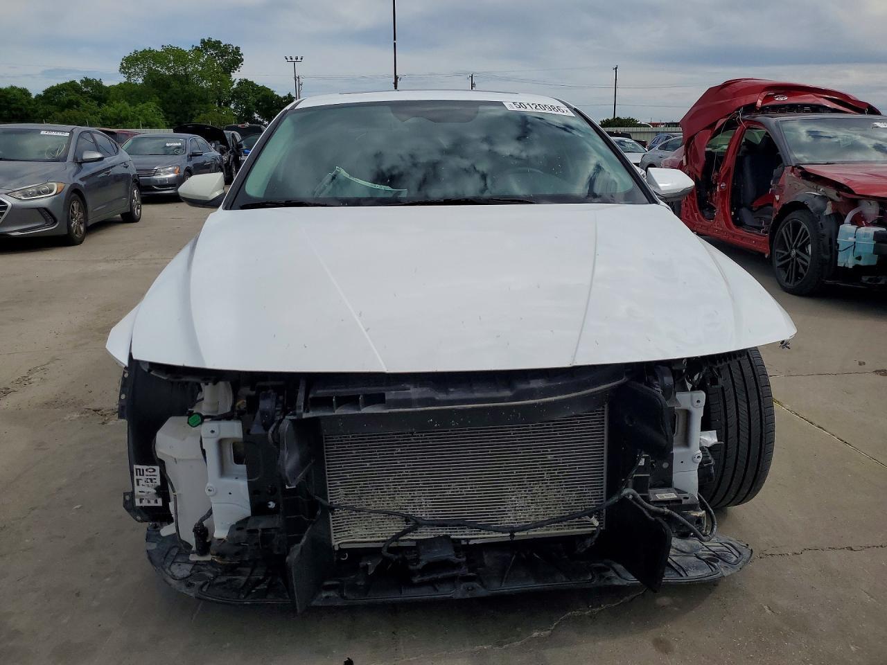 2025 Hyundai Elantra Limited - Фото 5