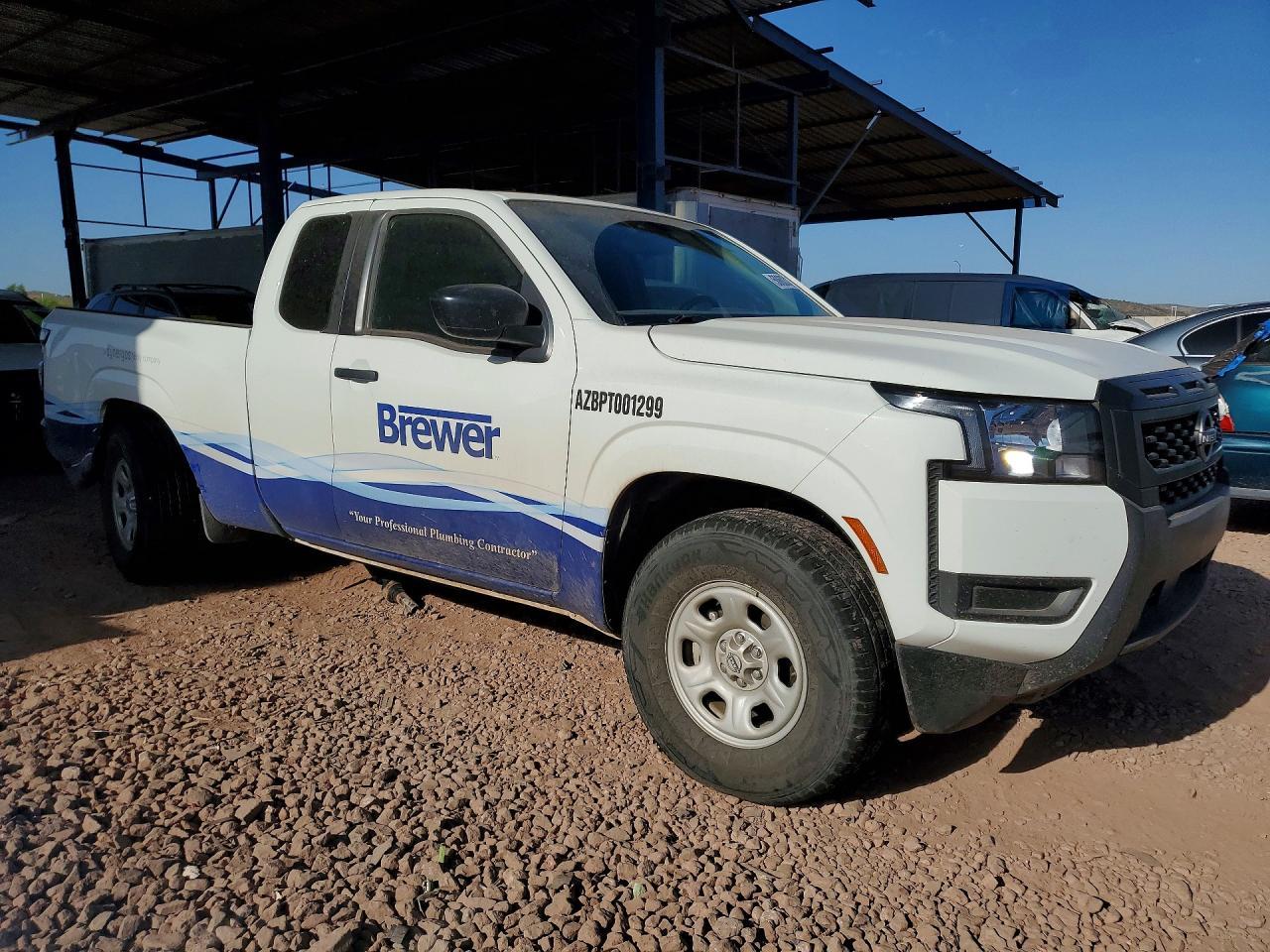 2025 Nissan Frontier S - Image 4