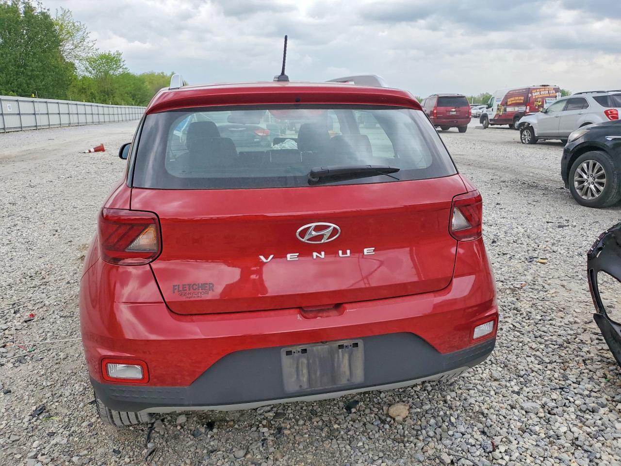 2023 Hyundai Venue Limited - Фото 6