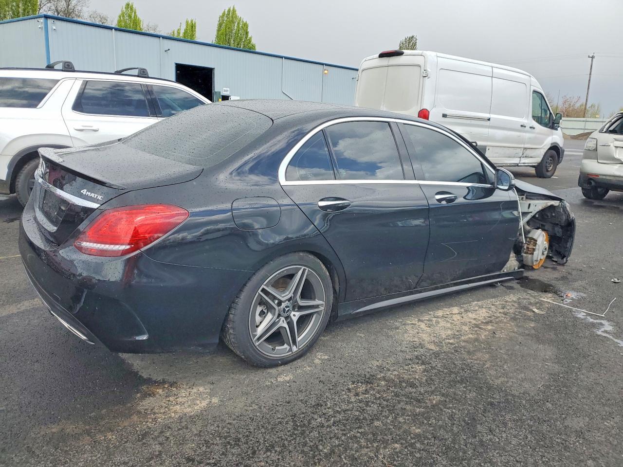2020 Mercedes-Benz C 300 4Matic - Фото 3