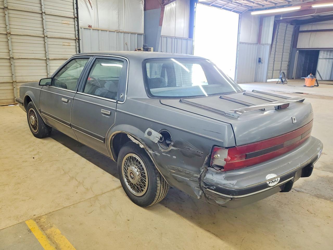 1990 Buick Century Custom - Фото 2