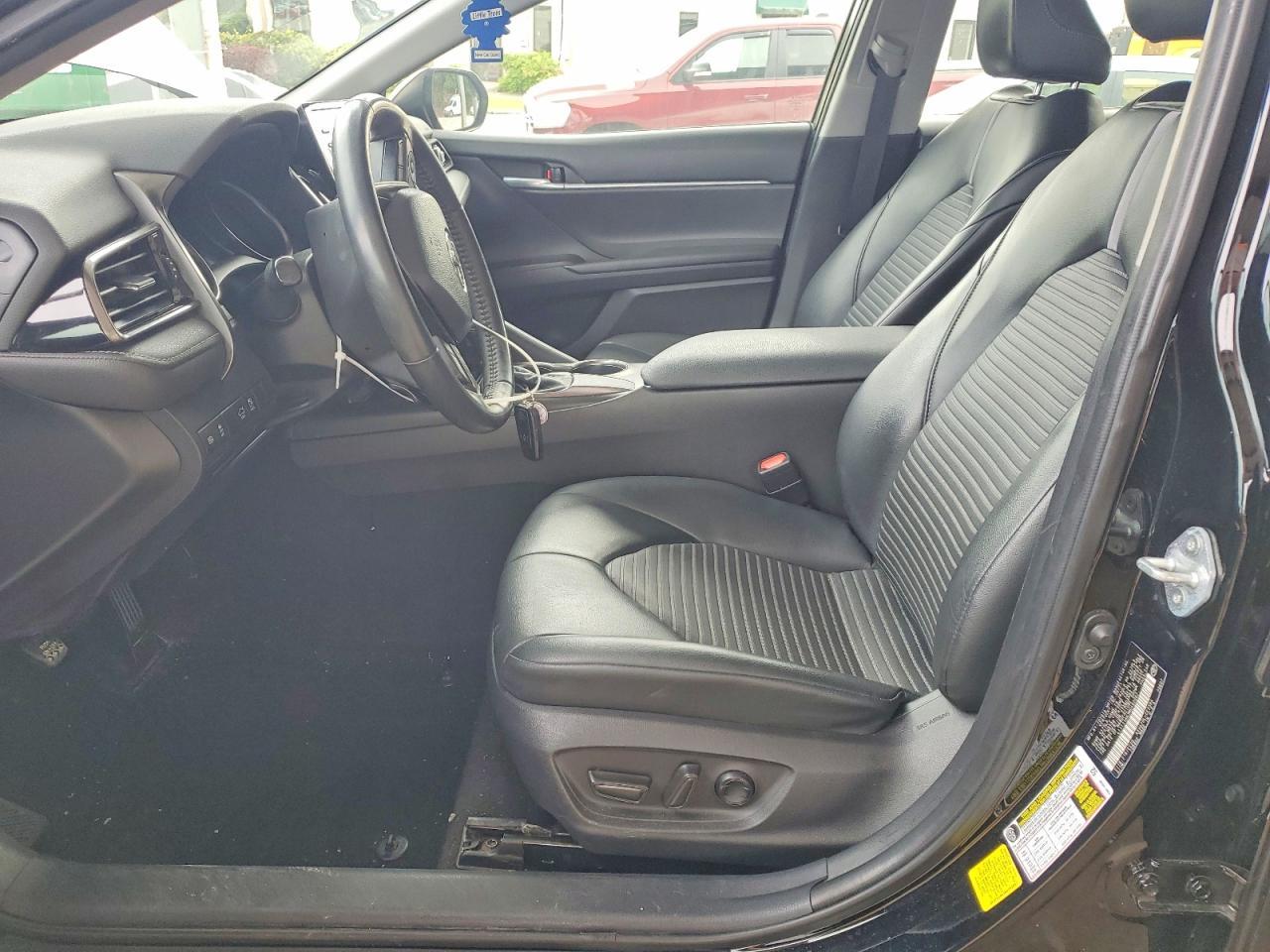 2021 Toyota Camry Se Nightshade - Image 7