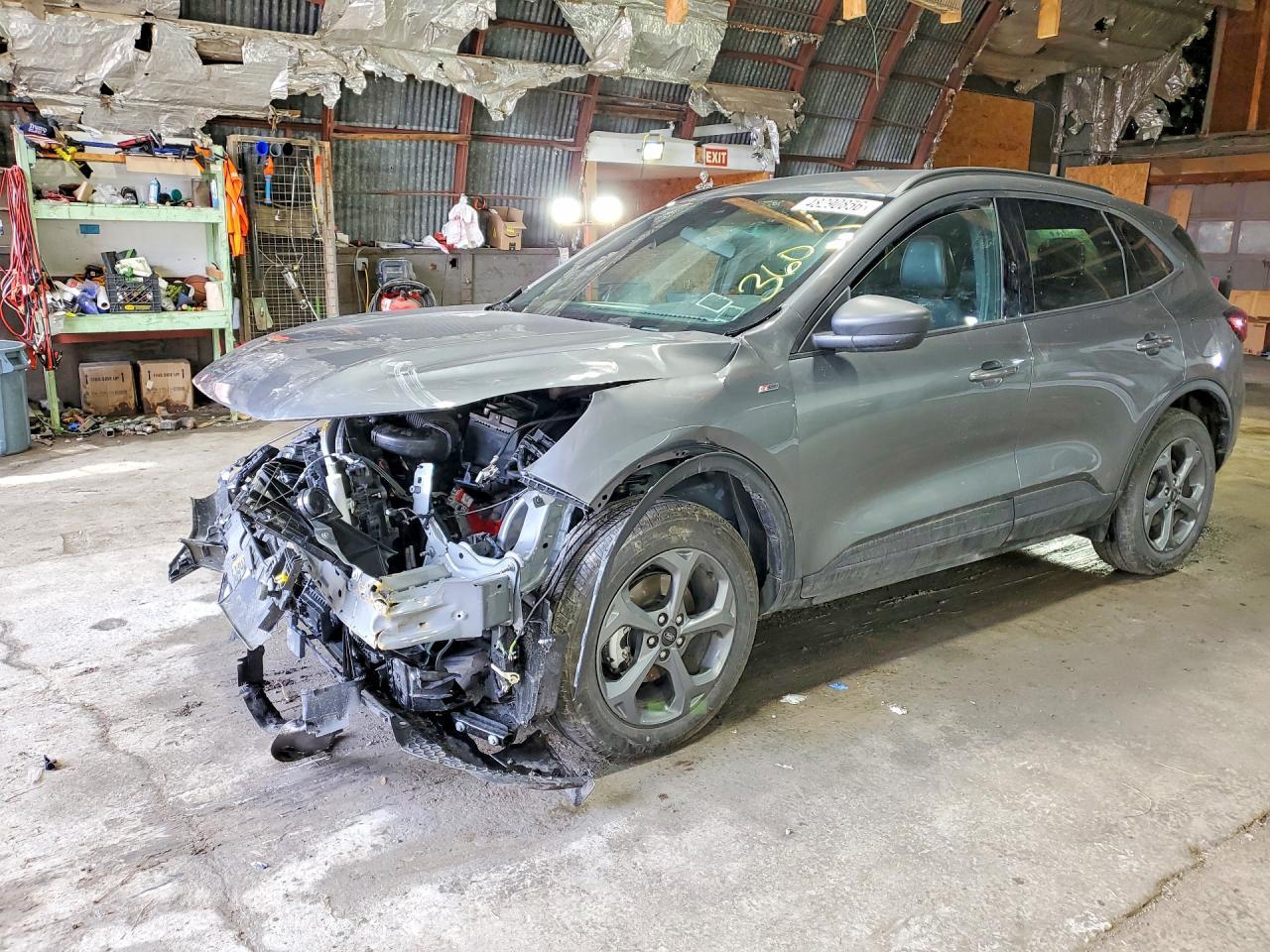 2025 Ford Escape St Line