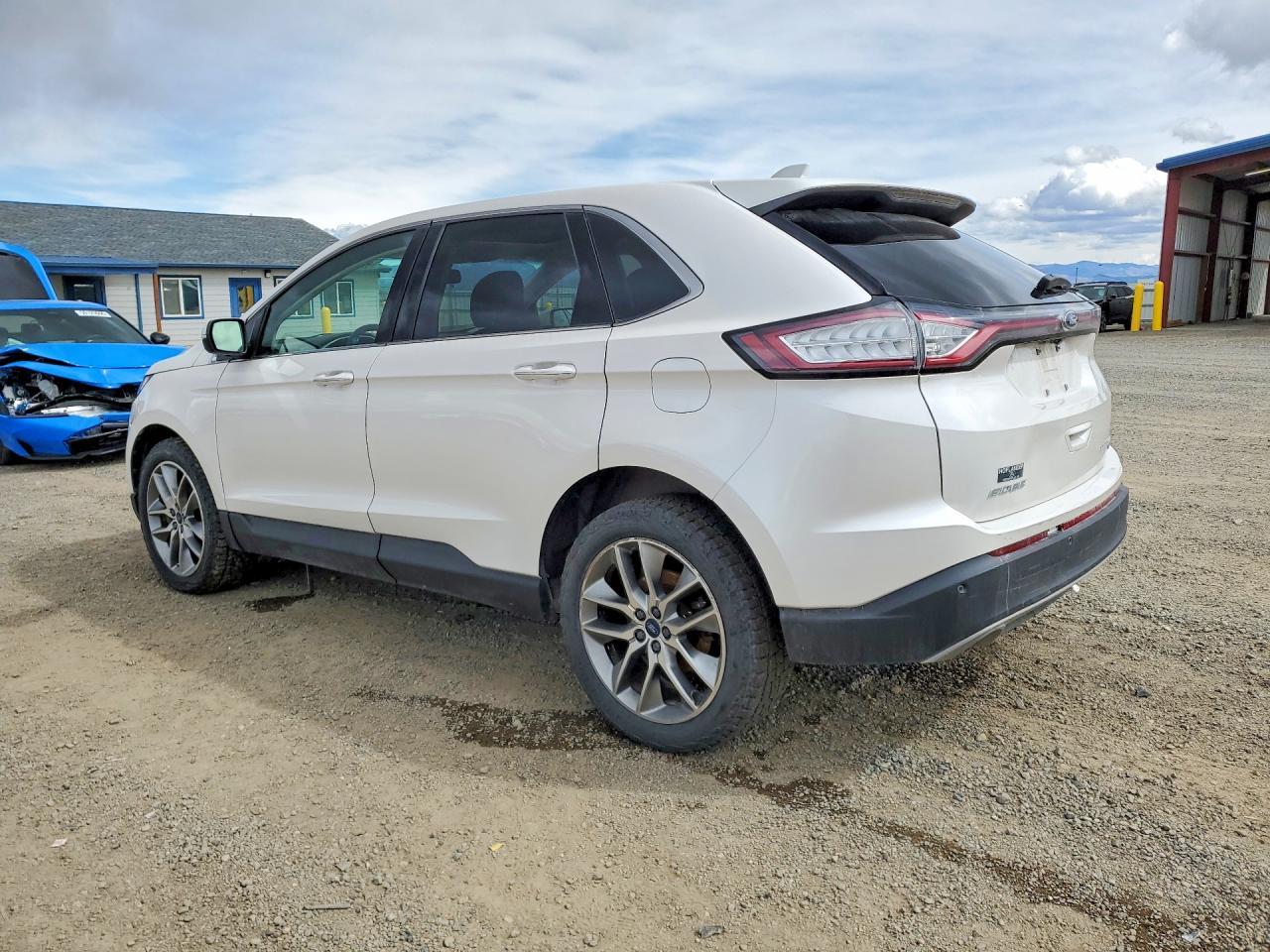 2017 Ford Edge Titanium - Image 2