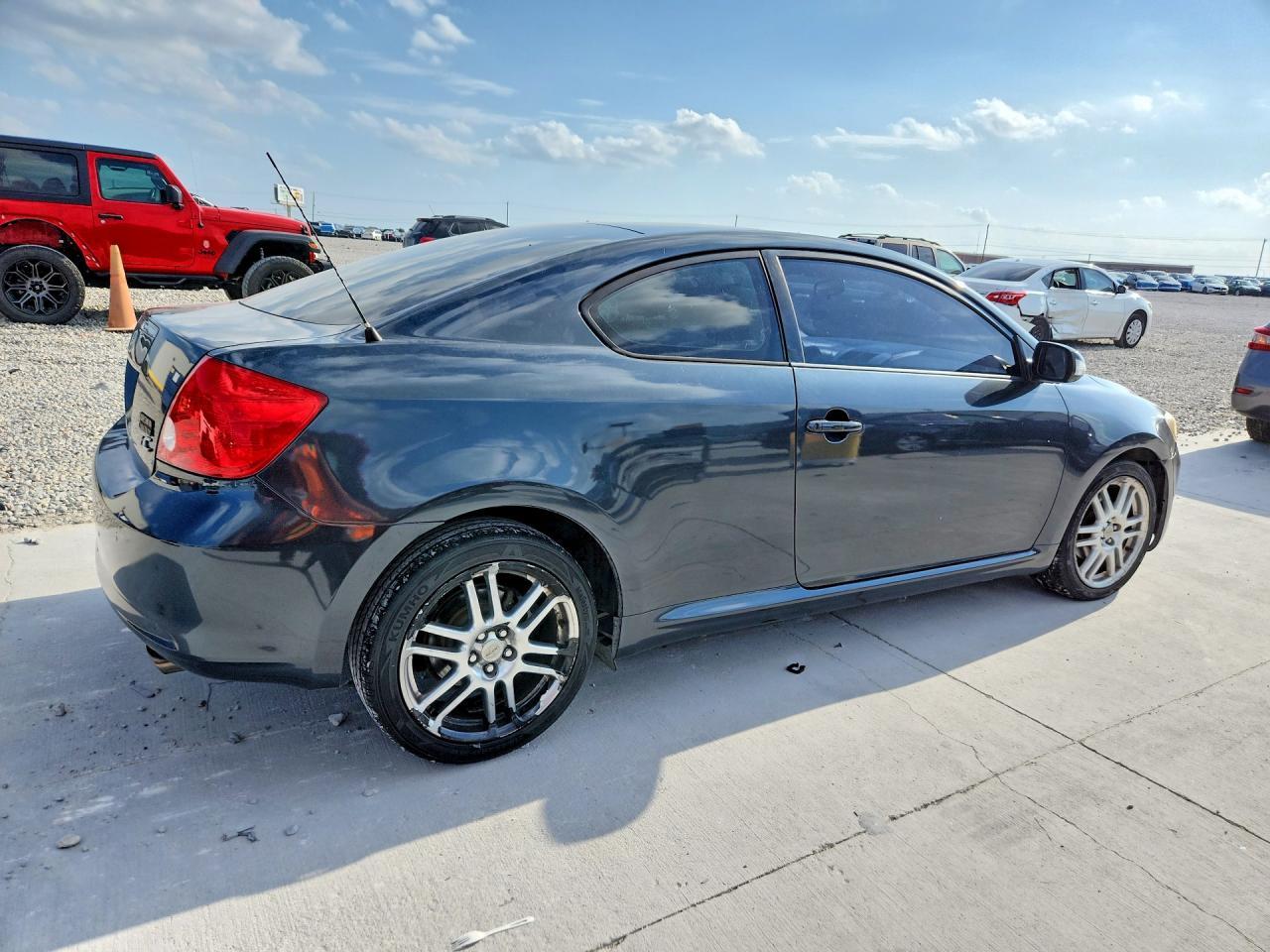 2005 Scion Tc Base - Фото 3