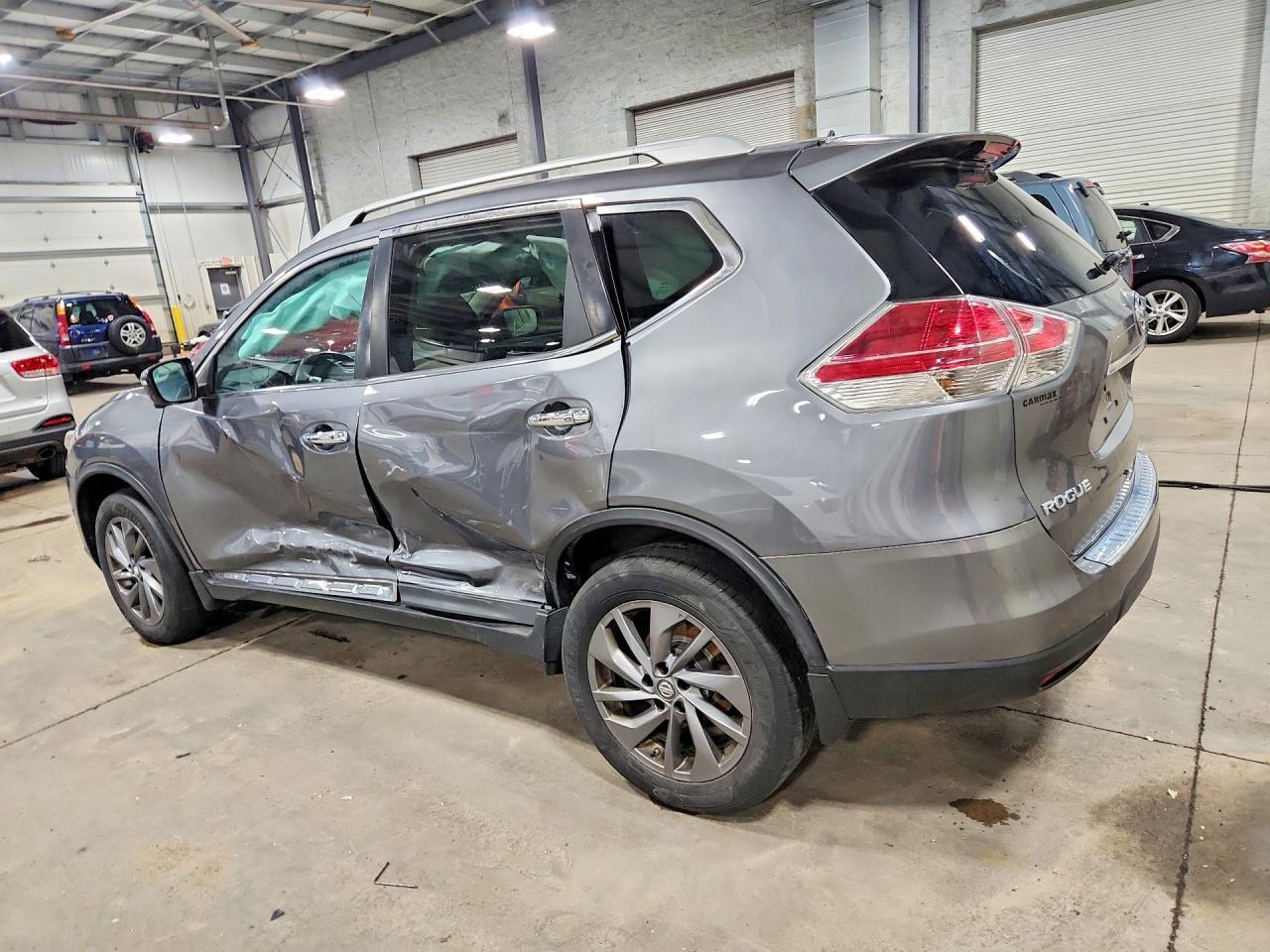 2016 Nissan Rogue Sl - Image 2