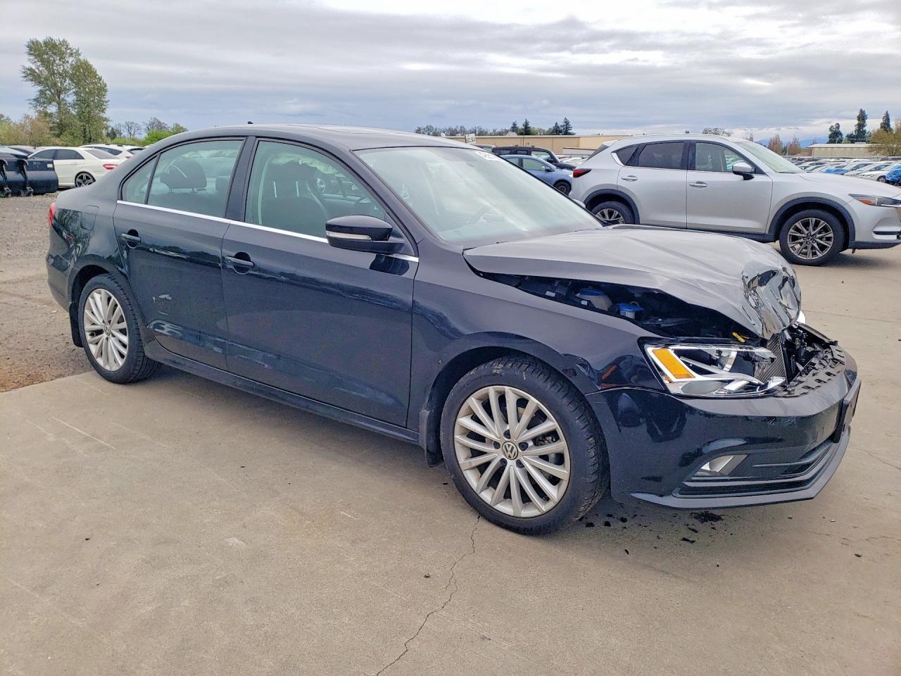 2015 Volkswagen Jetta Se - Image 4