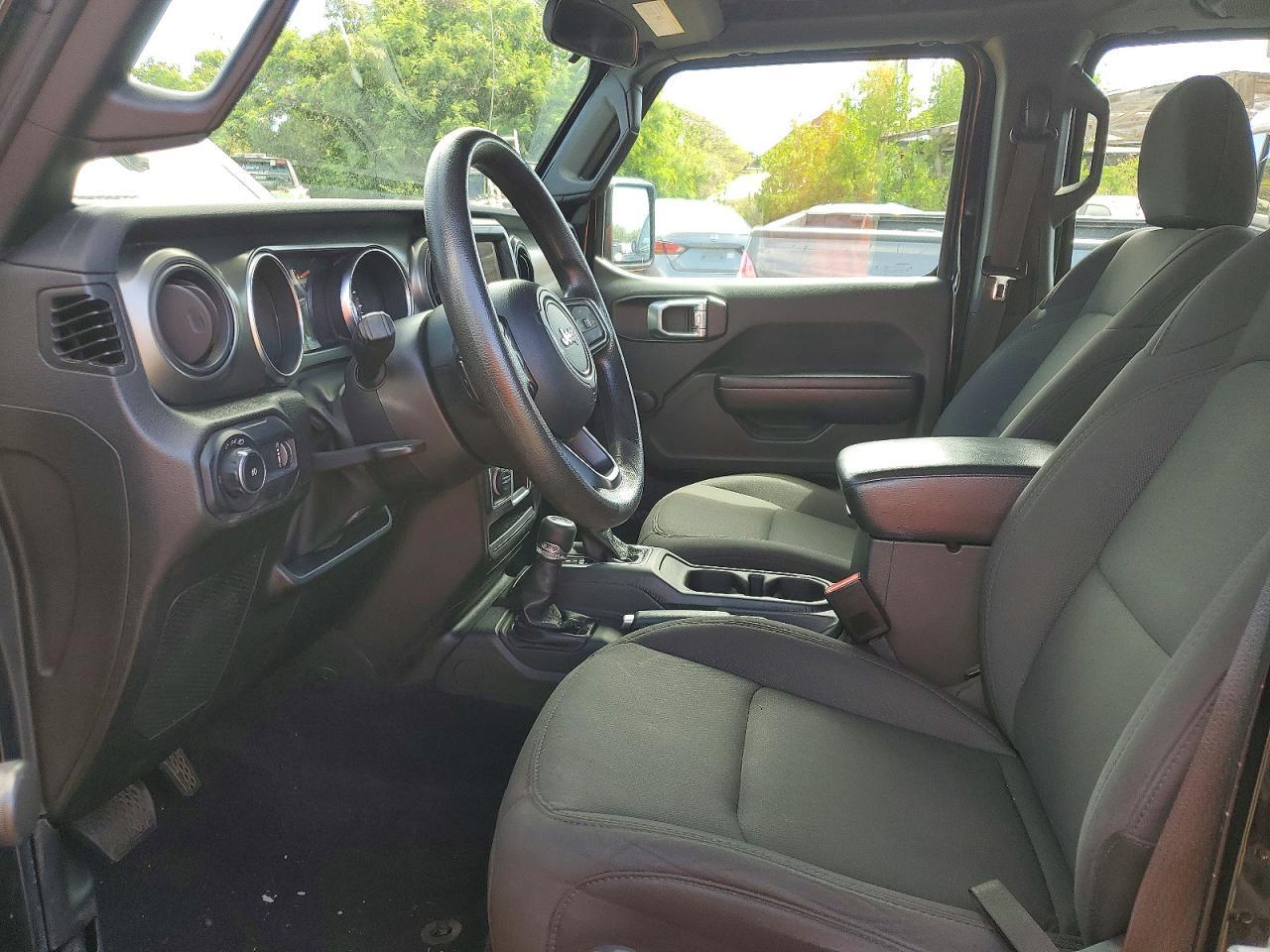 2023 Jeep Wrangler Sport - Фото 7