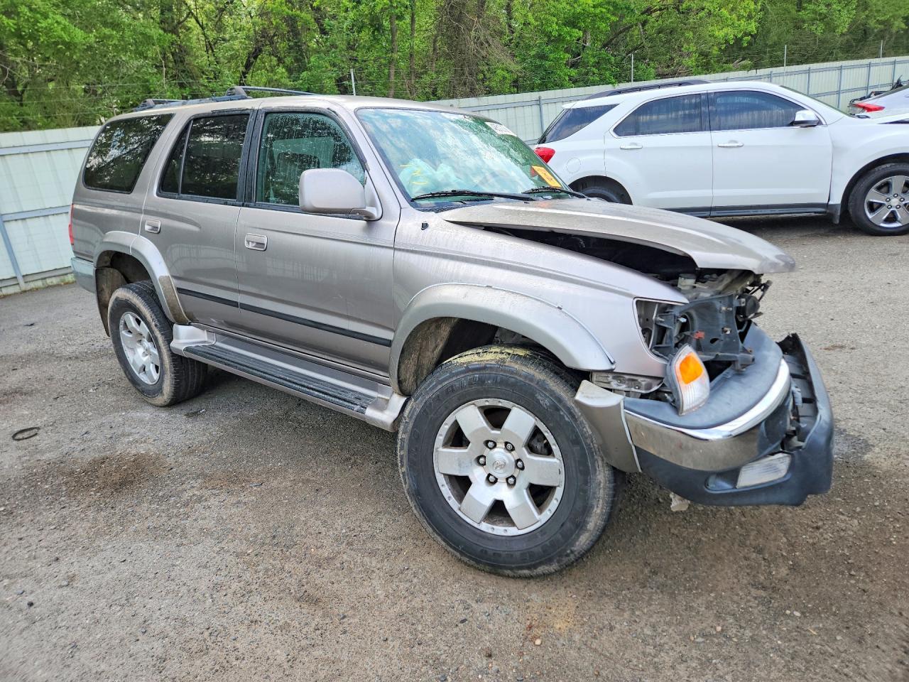 2001 Toyota 4Runner Sr5 - Фото 4