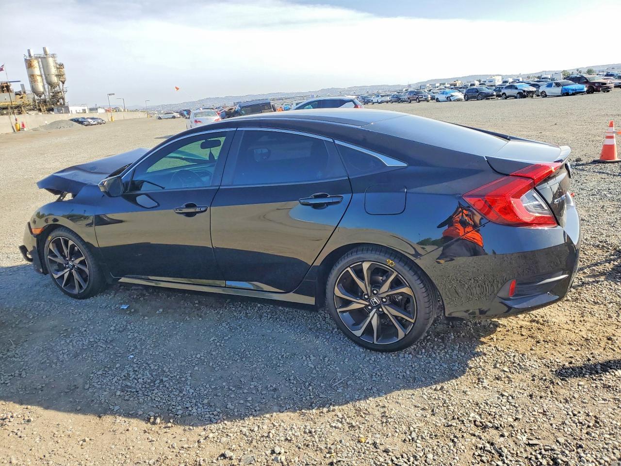 2020 Honda Civic Sport - Фото 2