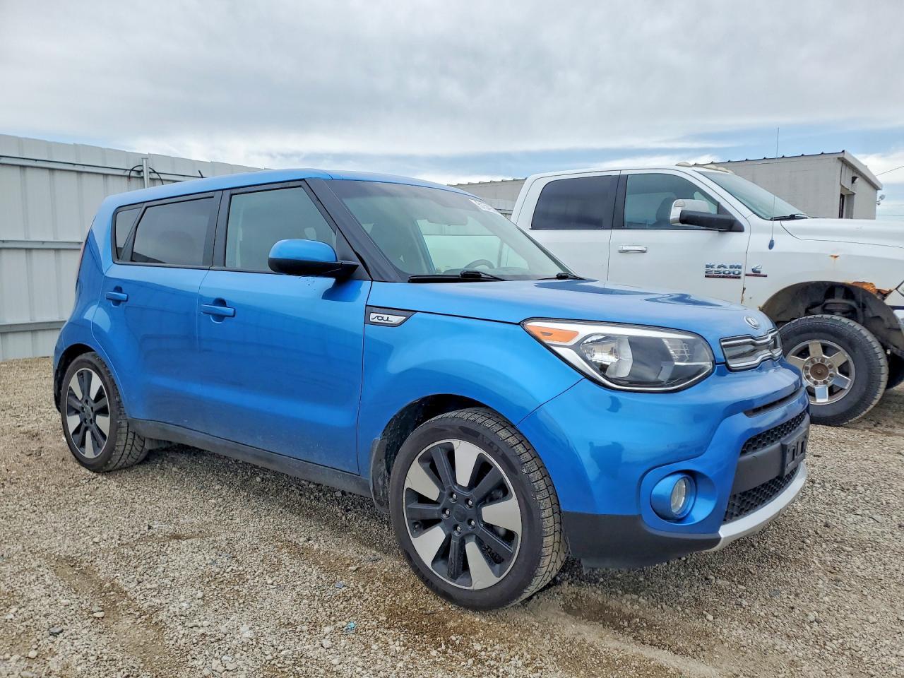 2017 Kia Soul + - Image 4