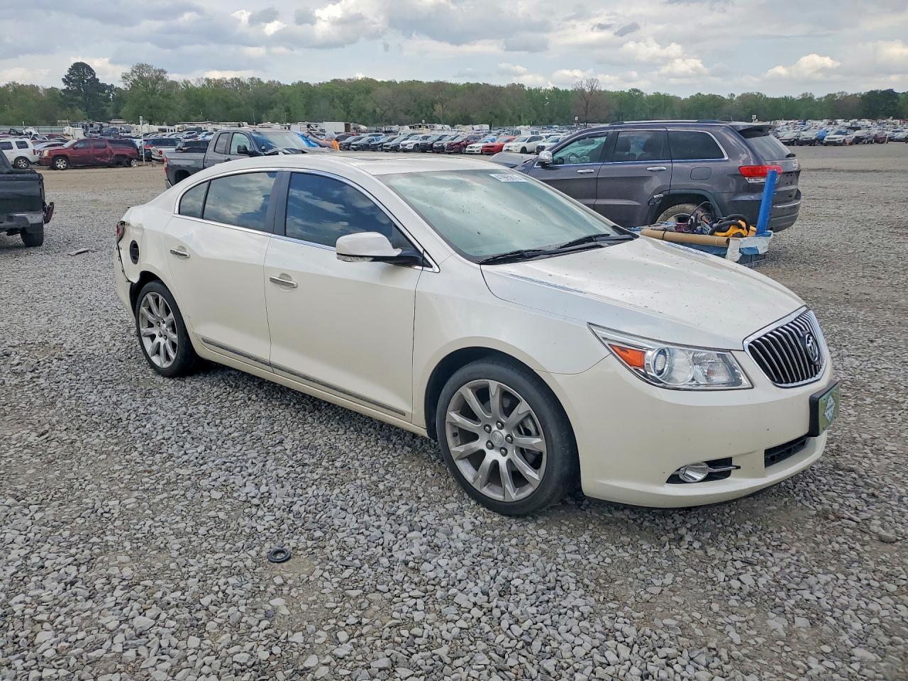 2013 Buick Lacrosse Touring - Image 4