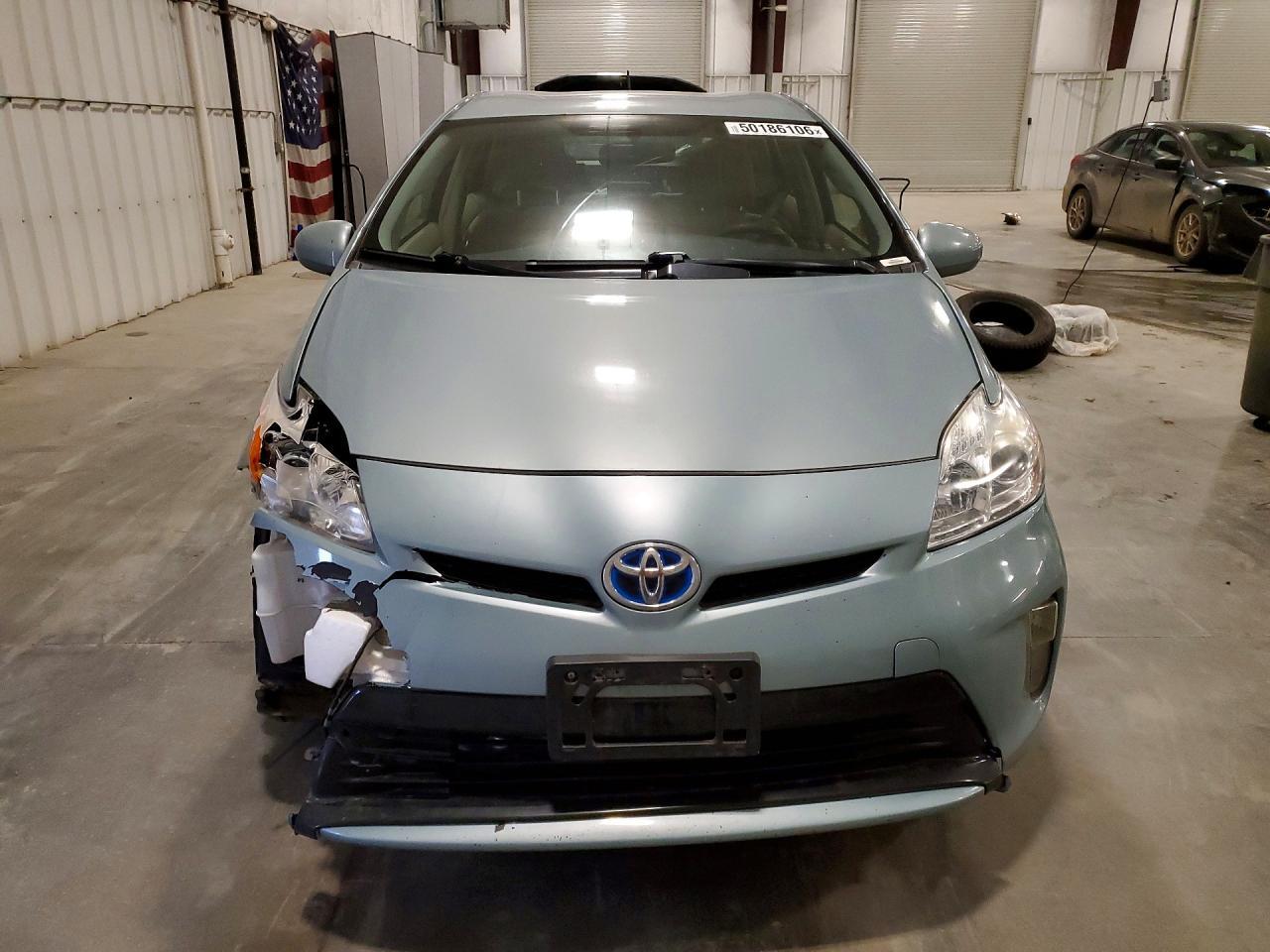2013 Toyota Prius Three - Фото 5
