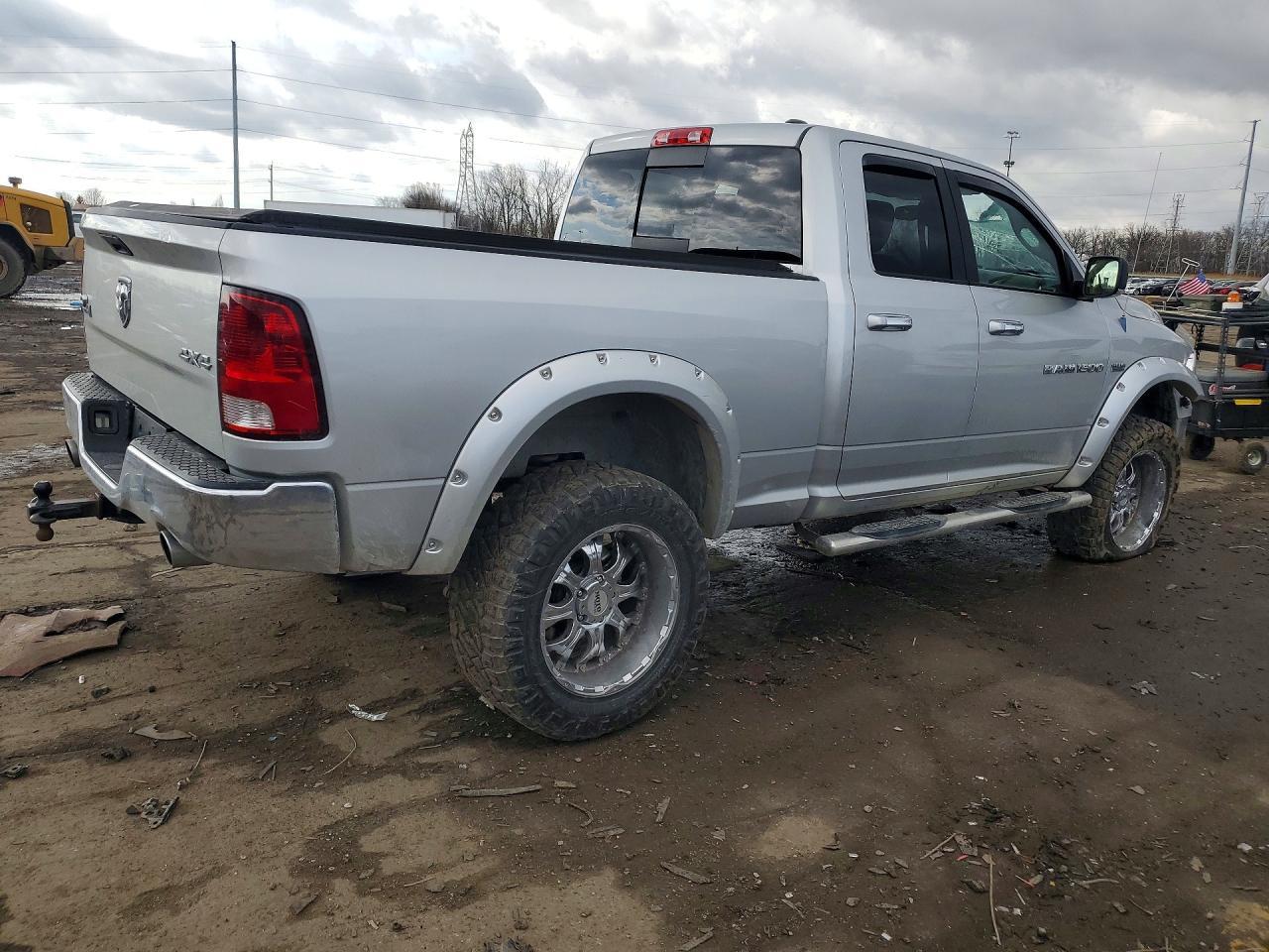2011 Dodge Ram 1500 - Фото 3
