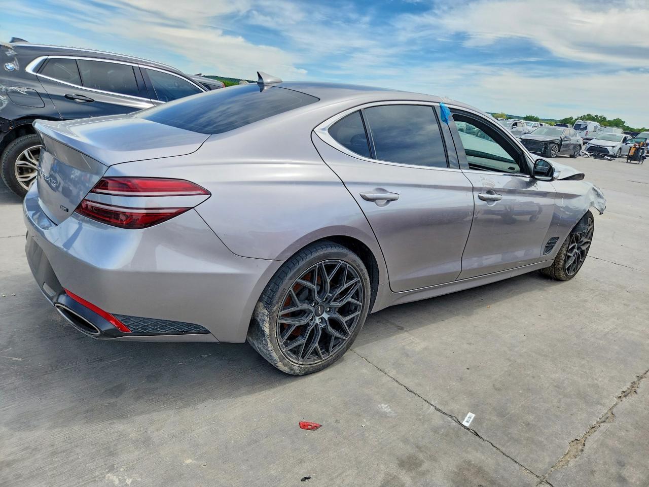 2022 Genesis G70 3.3T Standard - Фото 3