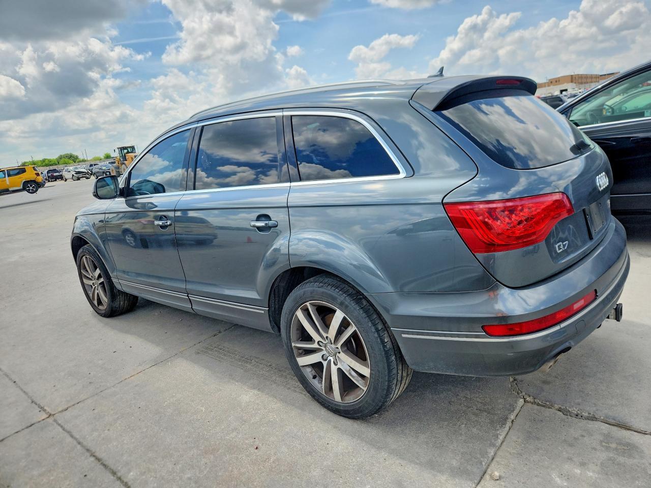 2012 Audi Q7 Prestige - Image 2
