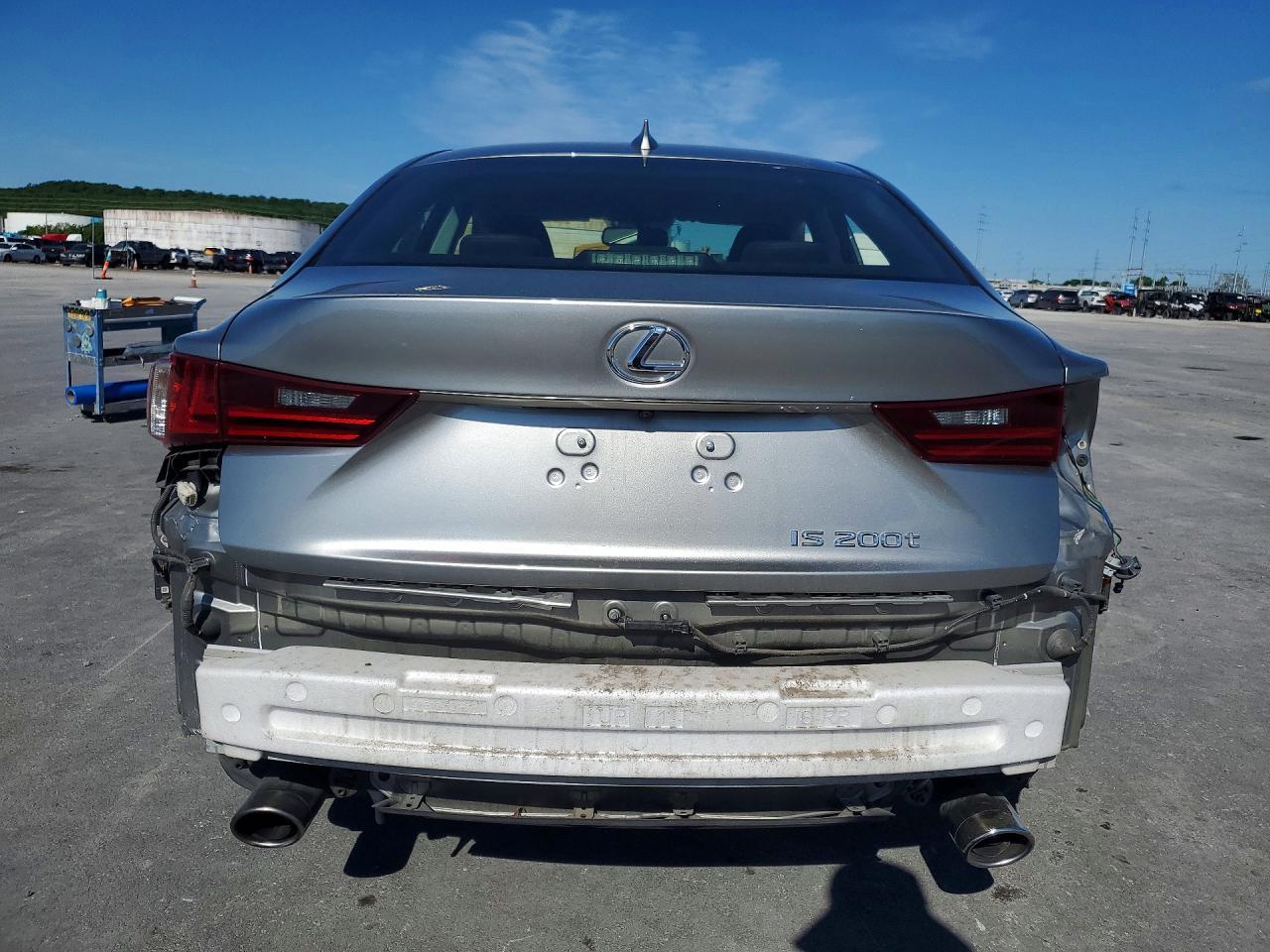 2016 Lexus Is 200T - Image 6