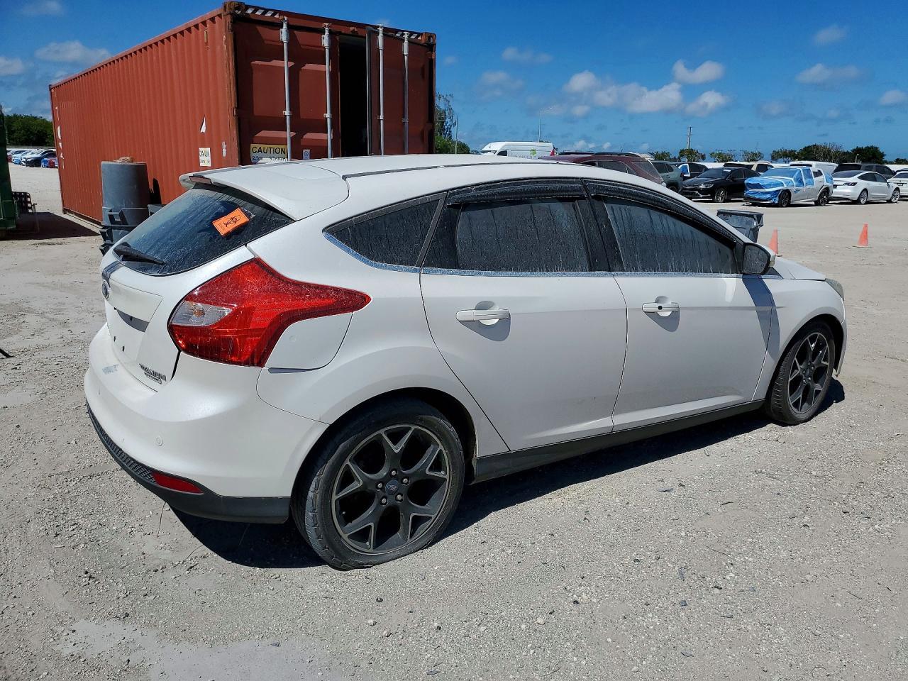 2013 Ford Focus Titanium - Image 3