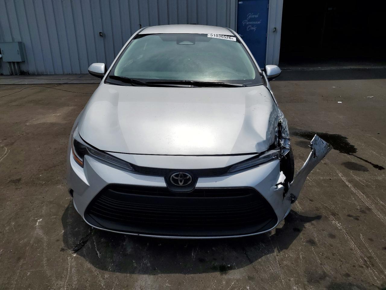 2025 Toyota Corolla Le - Фото 5