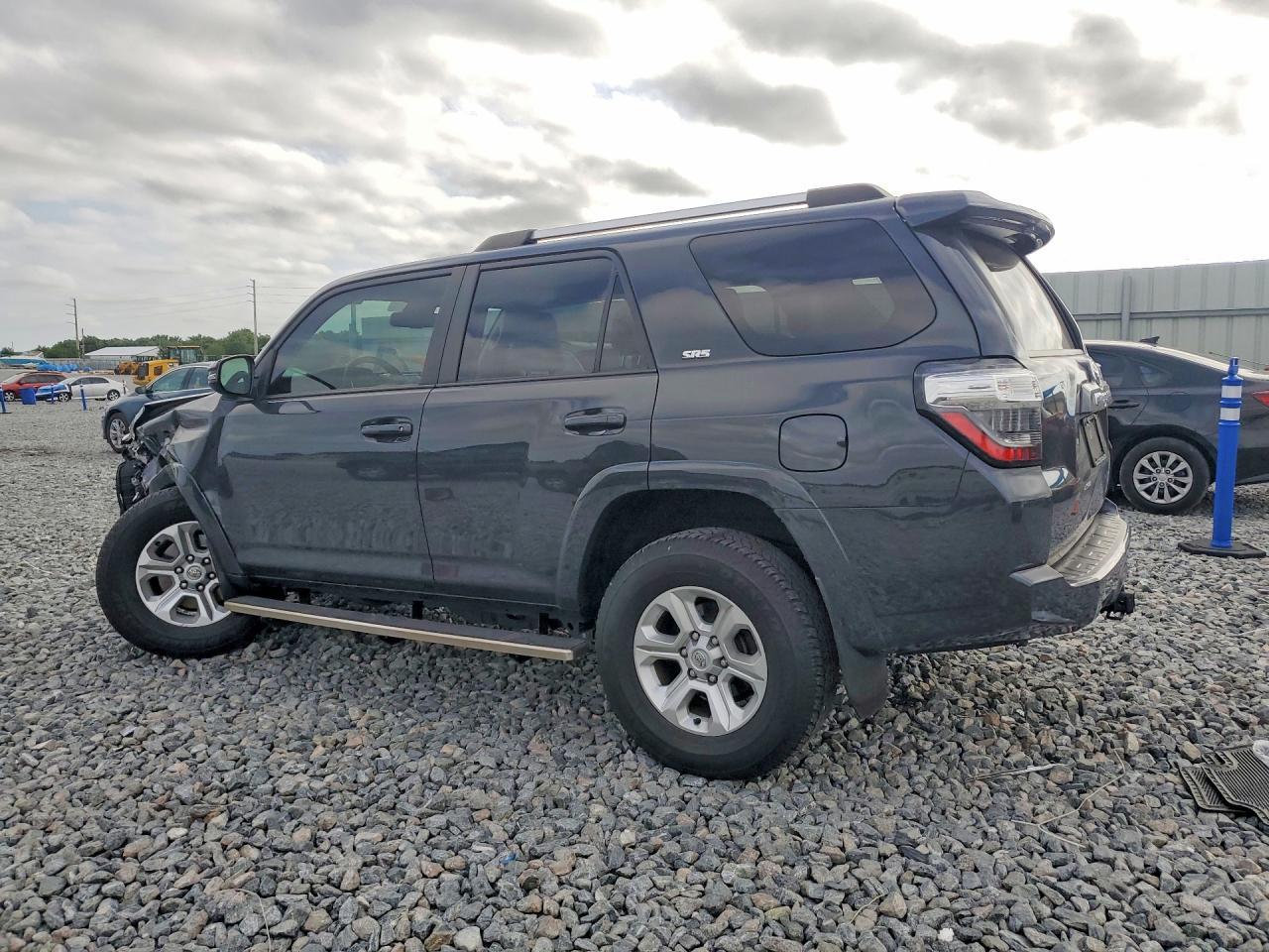 2024 Toyota 4Runner Sr5 Premium - Image 2