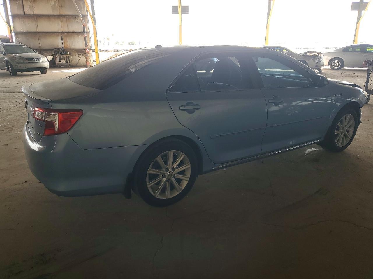 2012 Toyota Camry Hybrid Xle - Фото 3