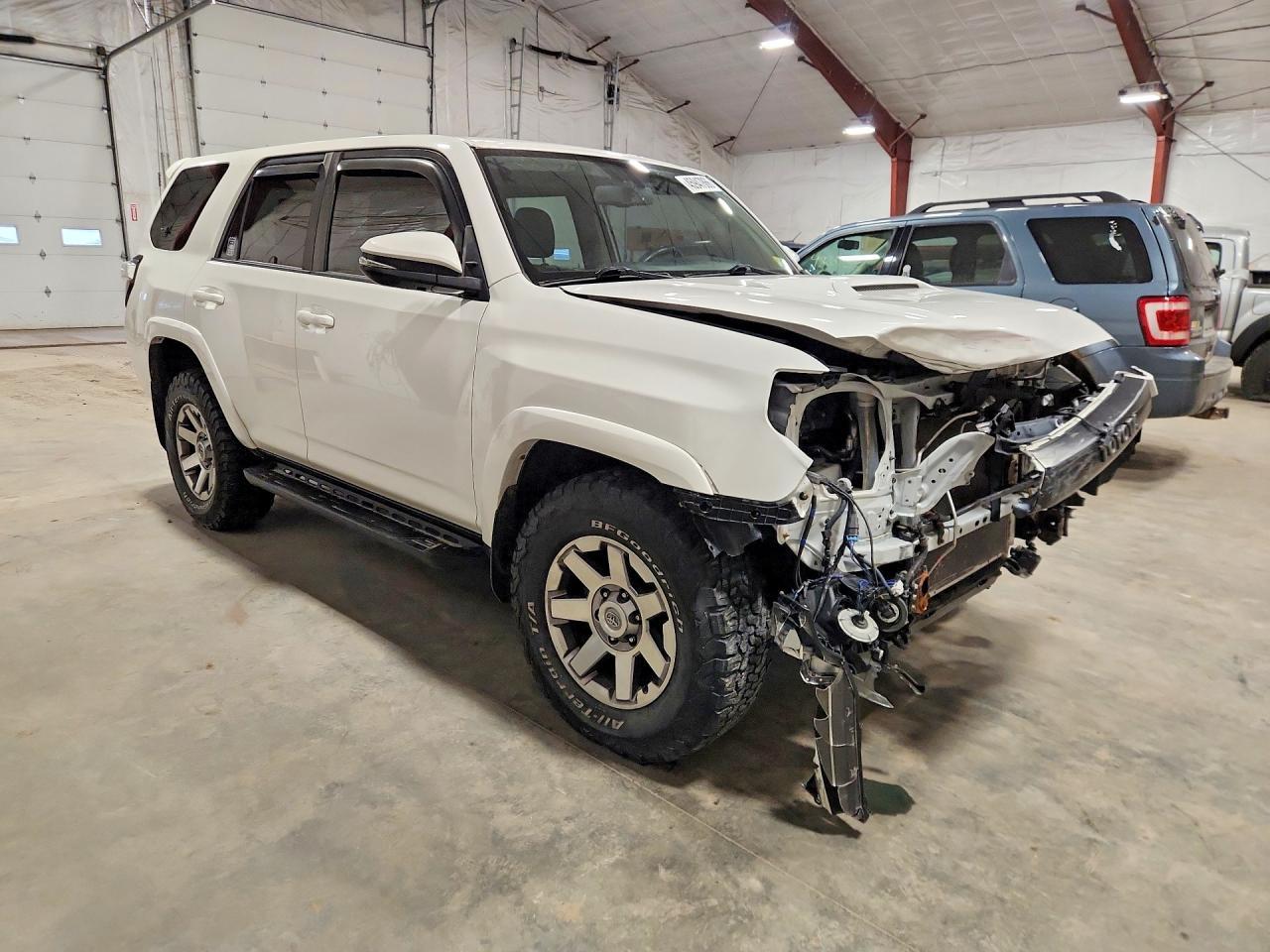 2016 Toyota 4Runner Trail Premium - Фото 4