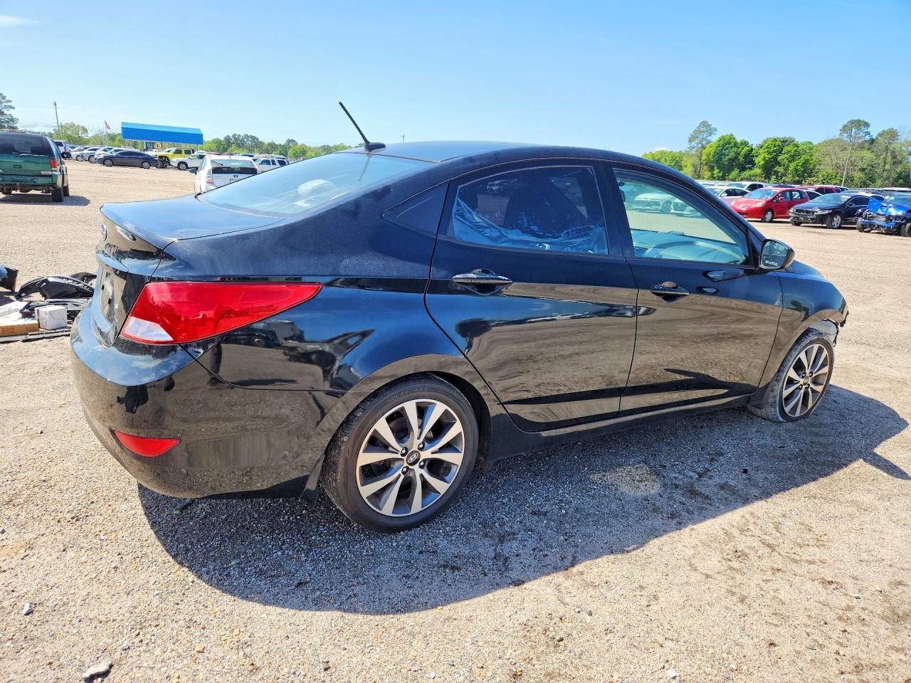 2017 Hyundai Accent Value Edition - Image 3