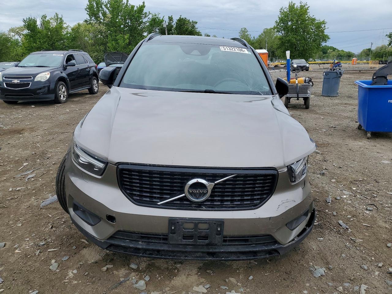 2022 Volvo Xc40 T5 R-Design - Фото 5