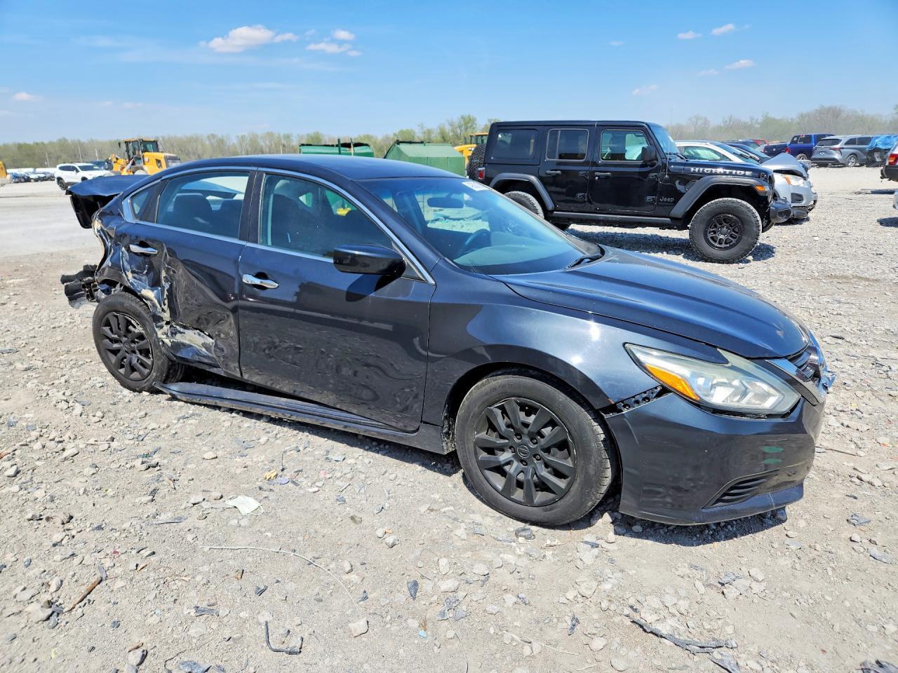 2016 Nissan Altima 2.5 S - Фото 4