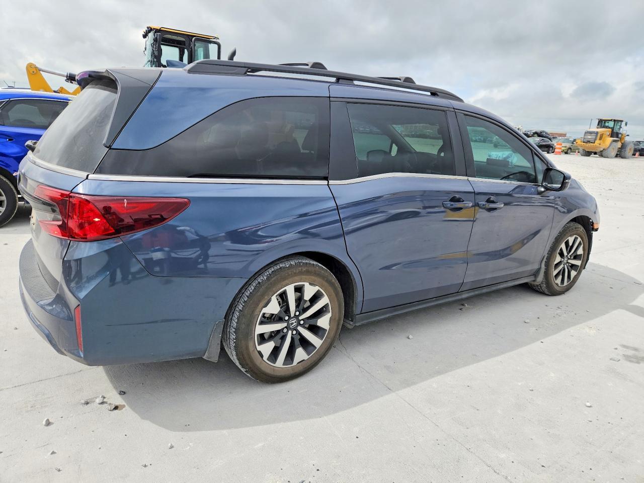 2025 Honda Odyssey Exl - Фото 3