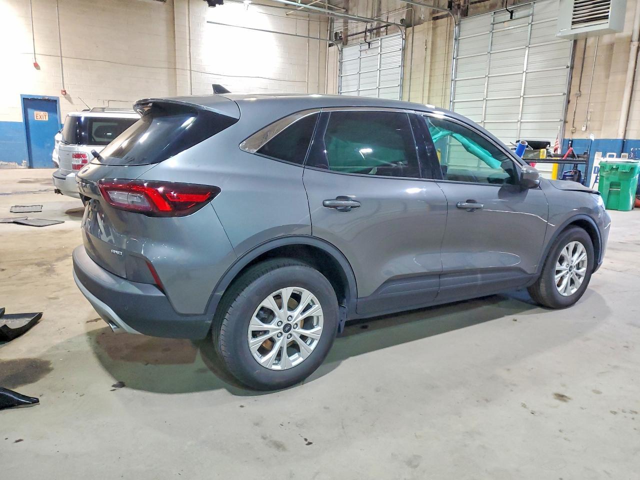 2023 Ford Escape Active - Фото 3
