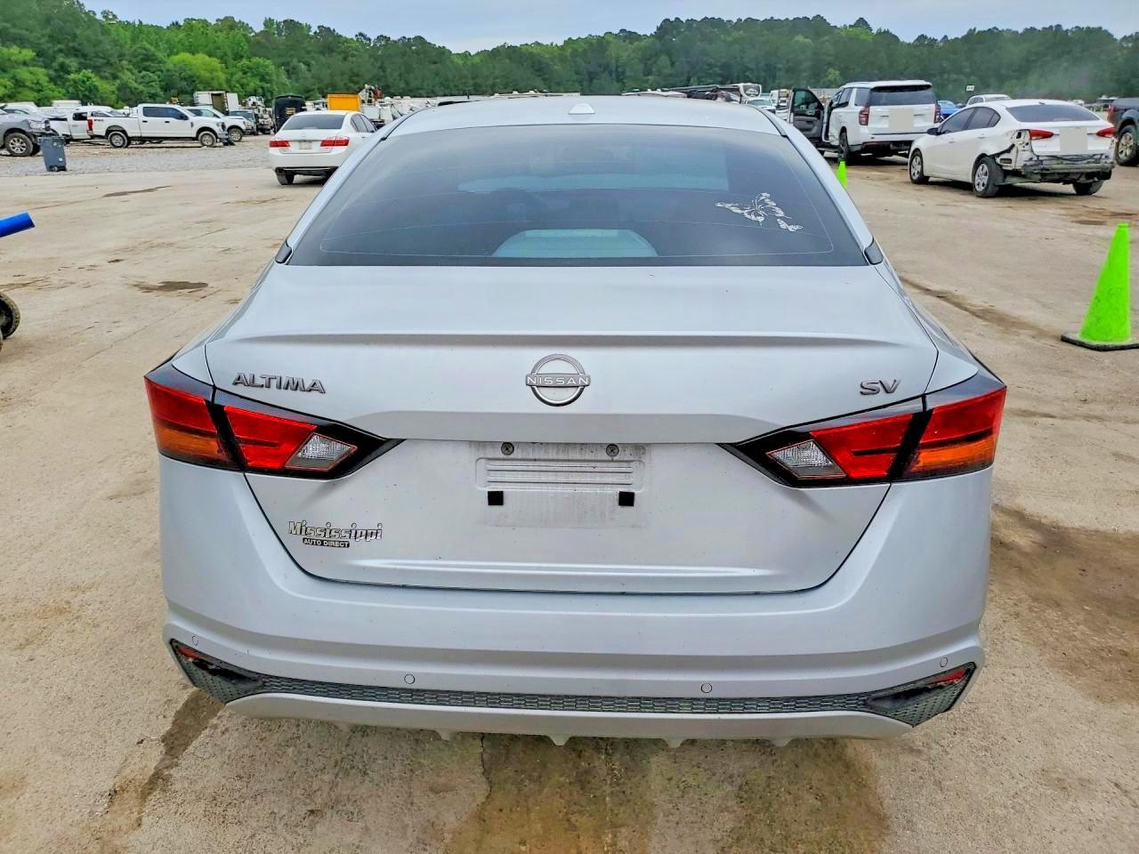 2023 Nissan Altima Sv - Фото 6