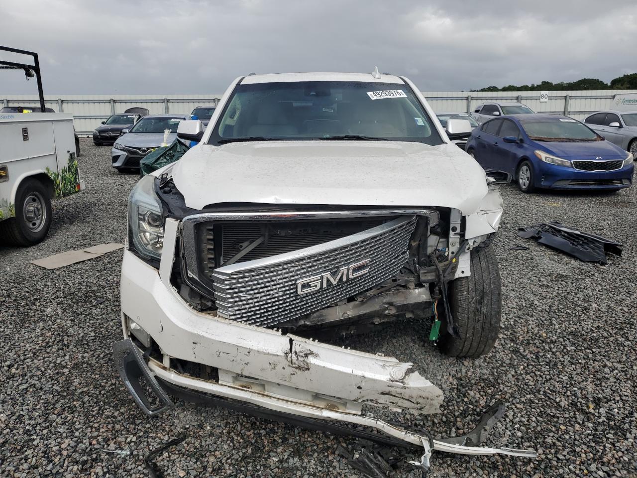 2016 GMC Yukon Denali - Фото 5