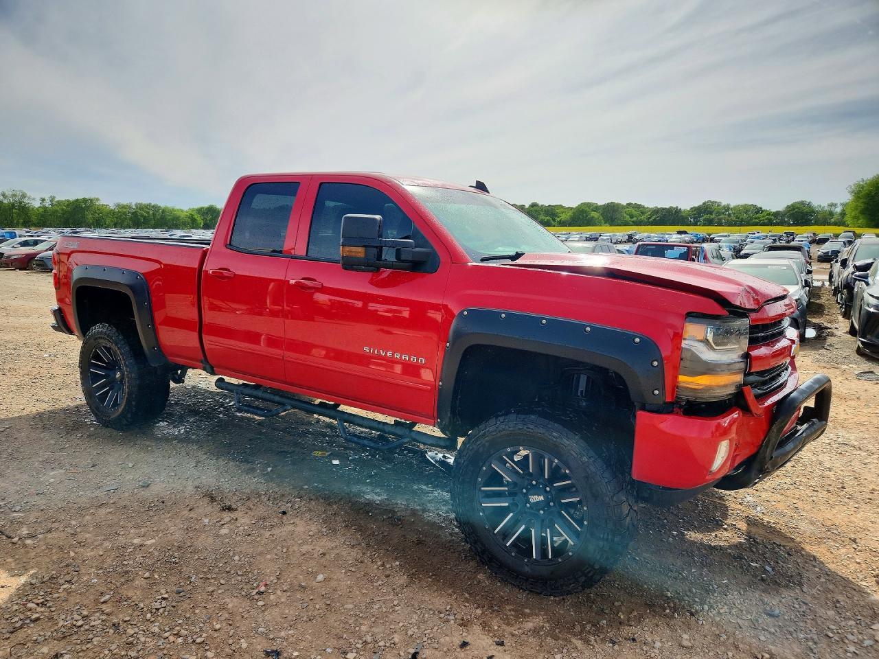 2017 Chevrolet Silverado K1500 Lt - Image 4