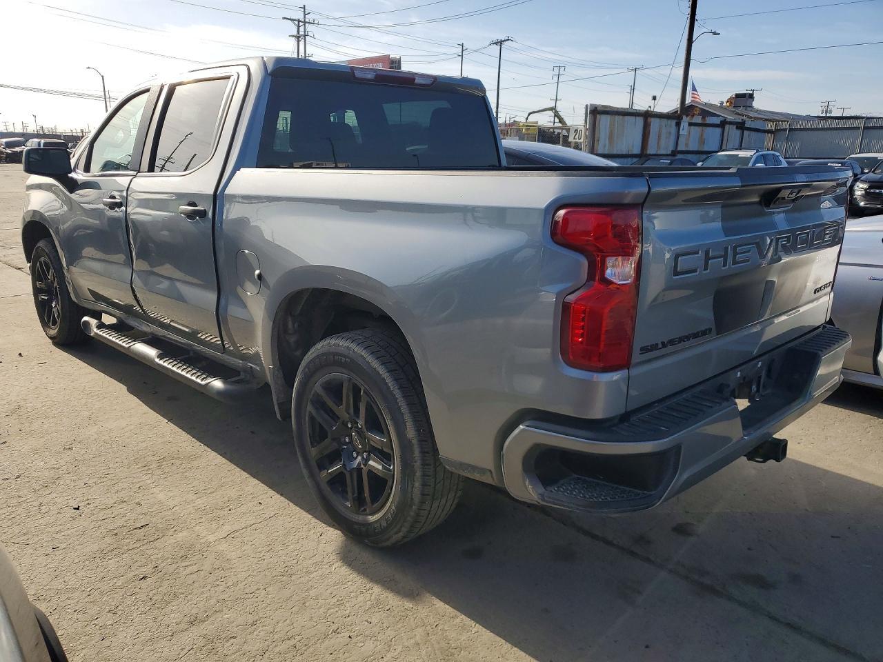 2024 Chevrolet Silverado C1500 Custom - Фото 2