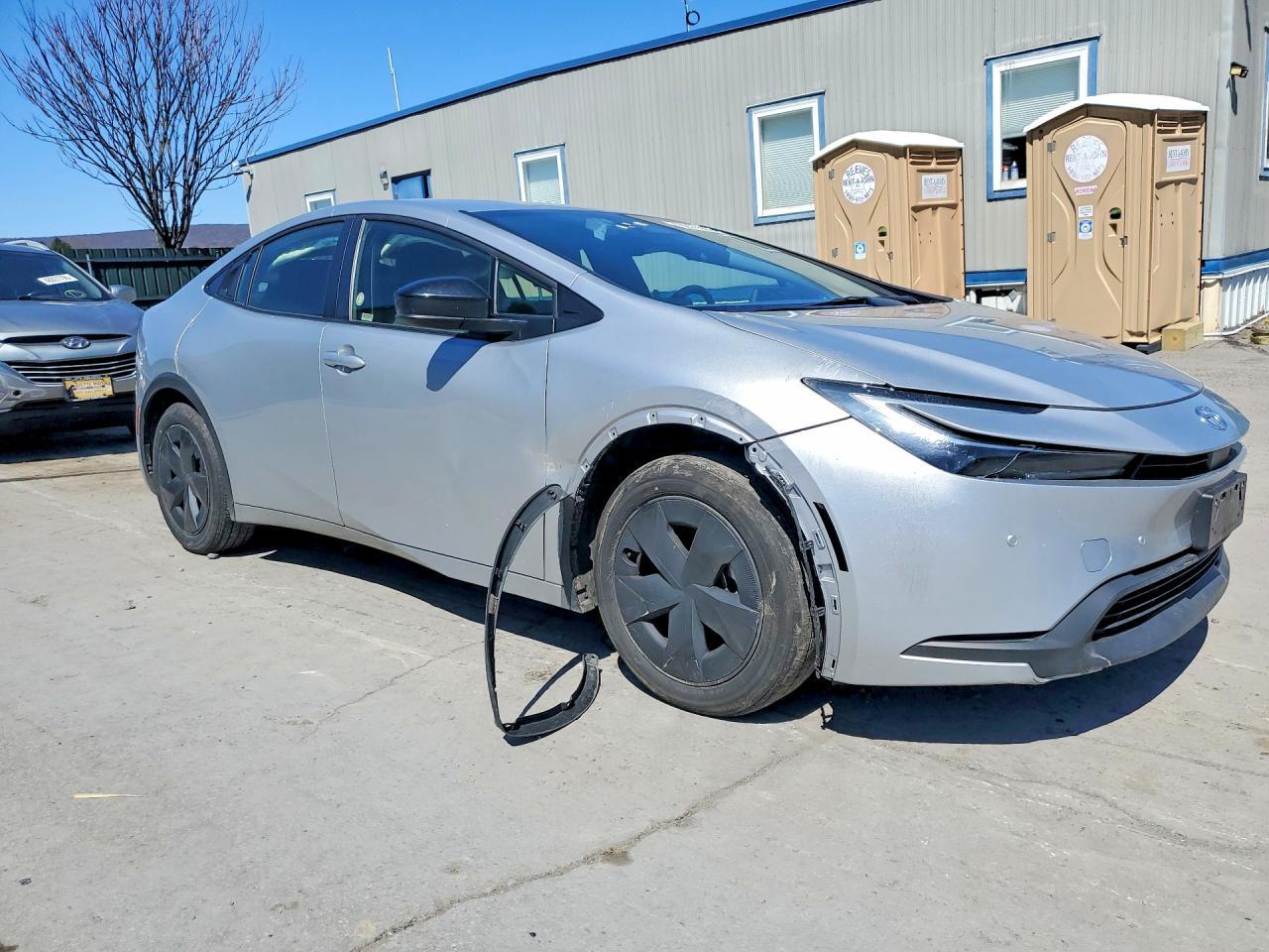 2025 Toyota Prius Le - Фото 4