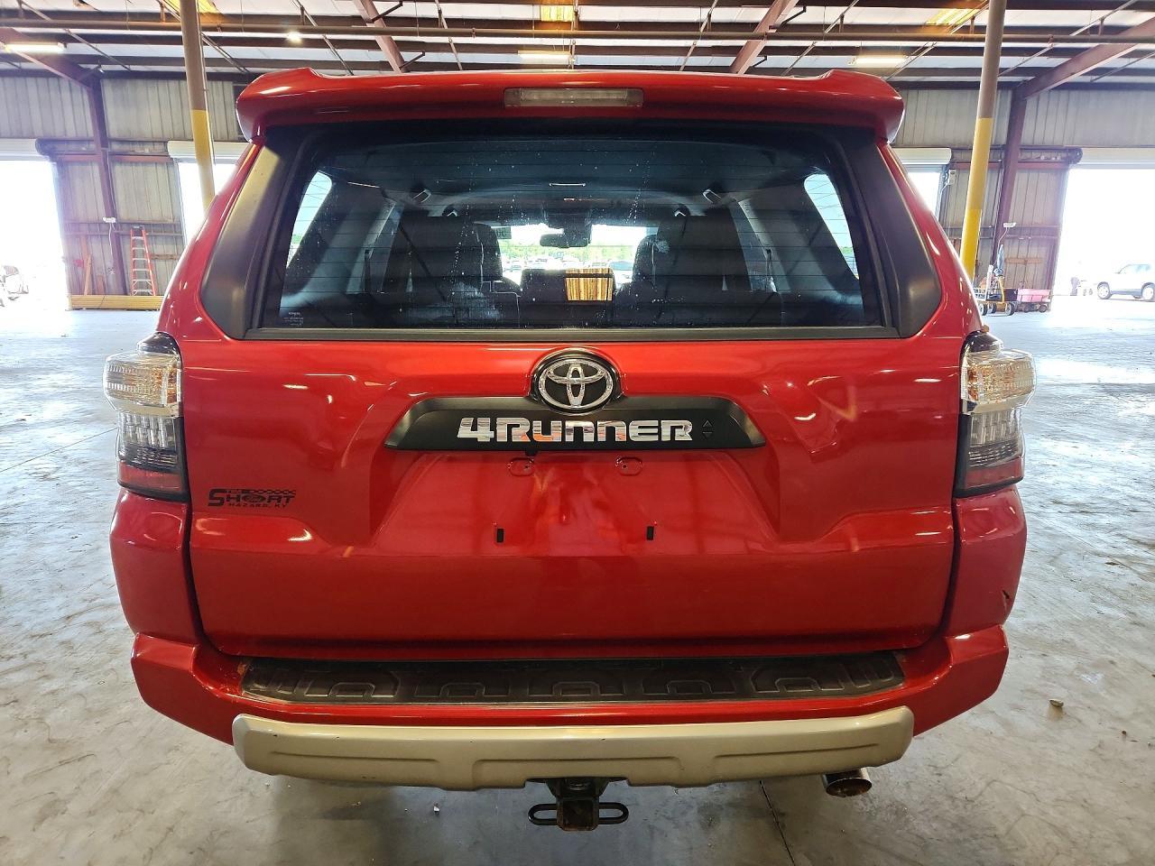 2022 Toyota 4Runner Trd Off-Road - Фото 6