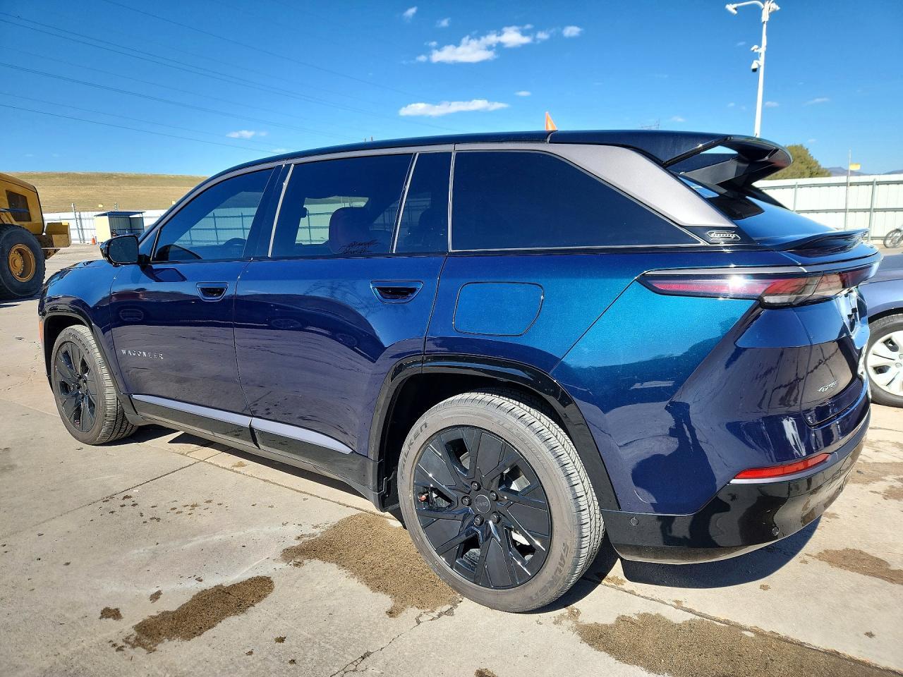2025 Jeep Wagoneer S Launch Edition - Image 2