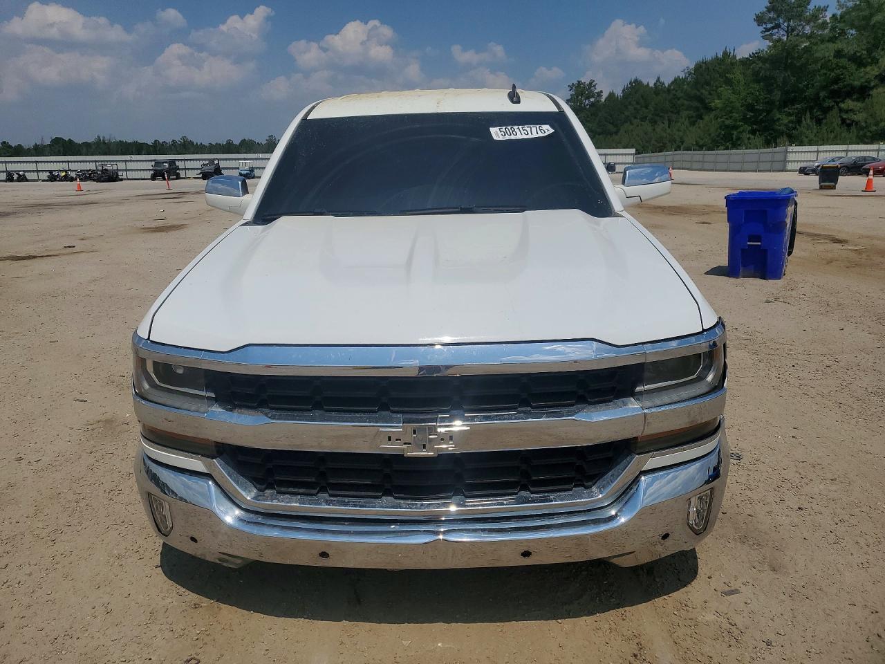 2017 Chevrolet Silverado C1500 - Image 5
