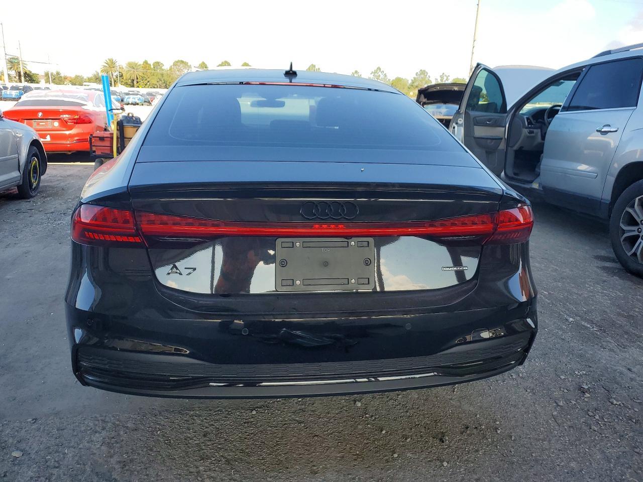 2023 Audi A7 Prestige S-Line - Image 6