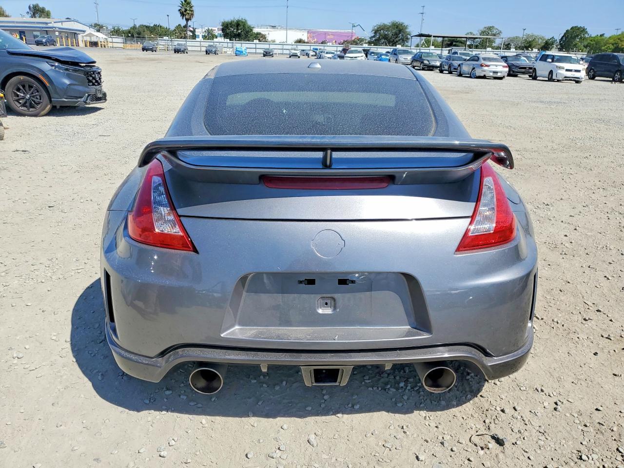 2014 Nissan 370Z Base - Фото 6