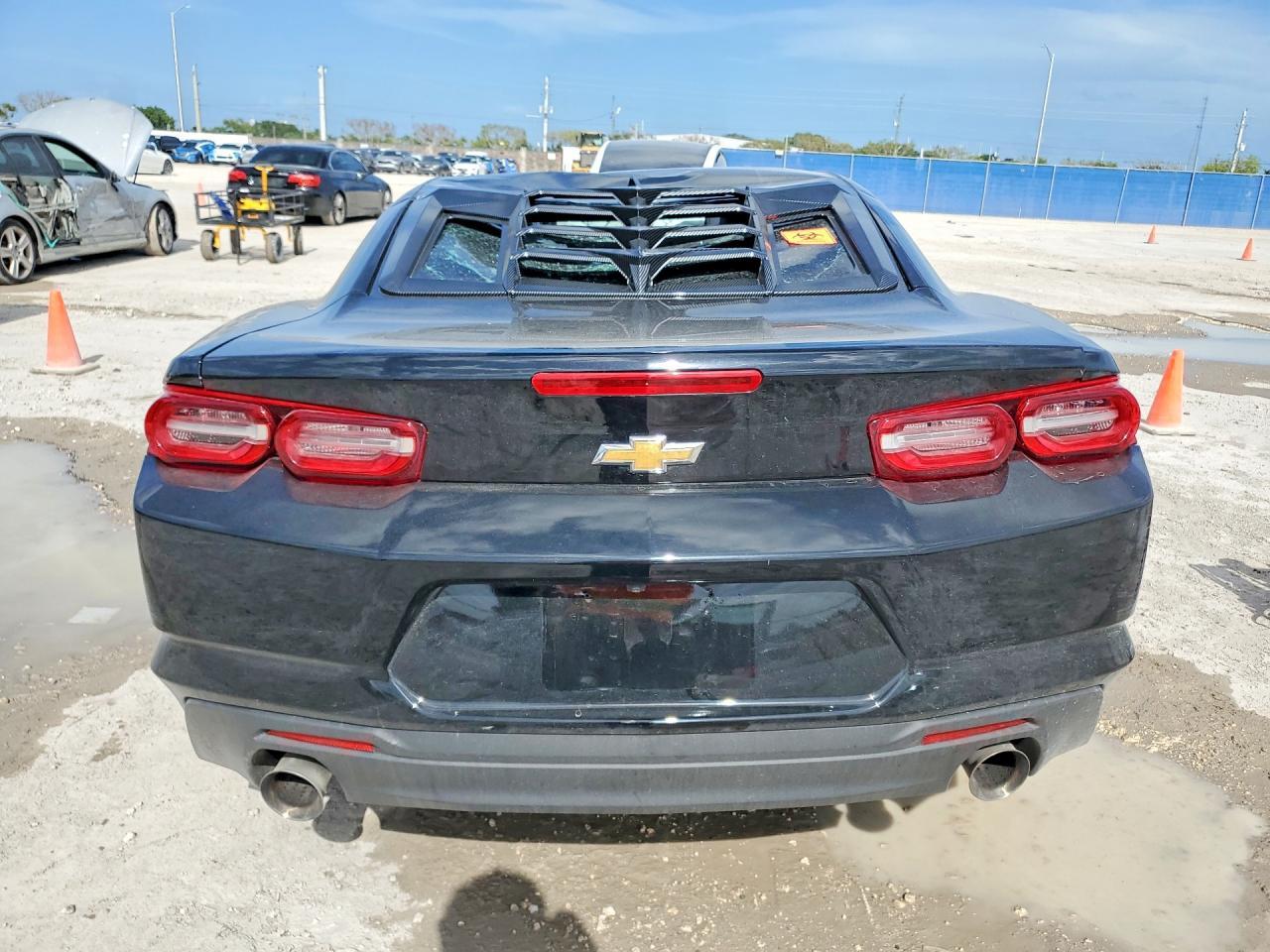 2022 Chevrolet Camaro Ls - Image 6