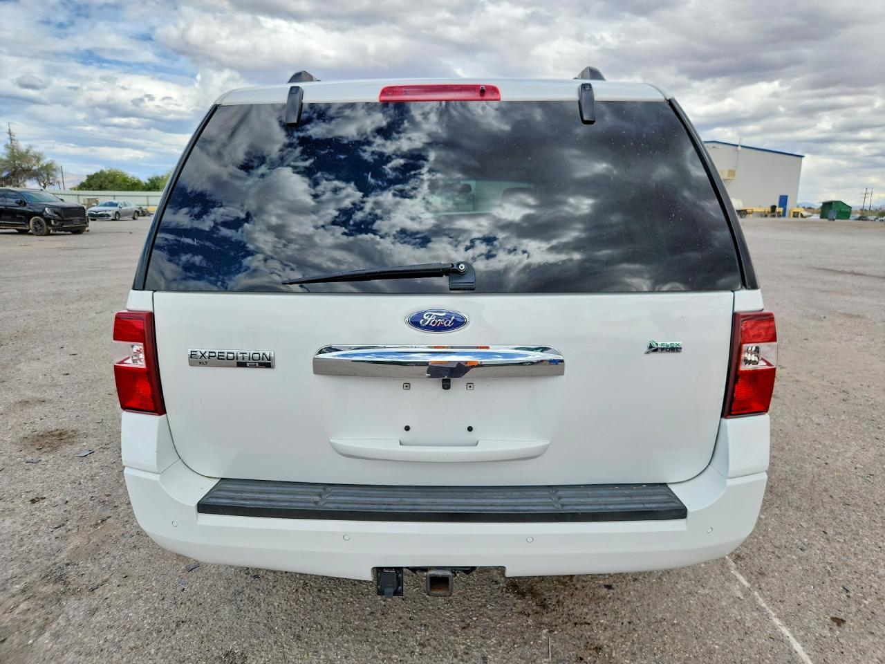 2011 Ford Expedition El Xlt - Фото 6