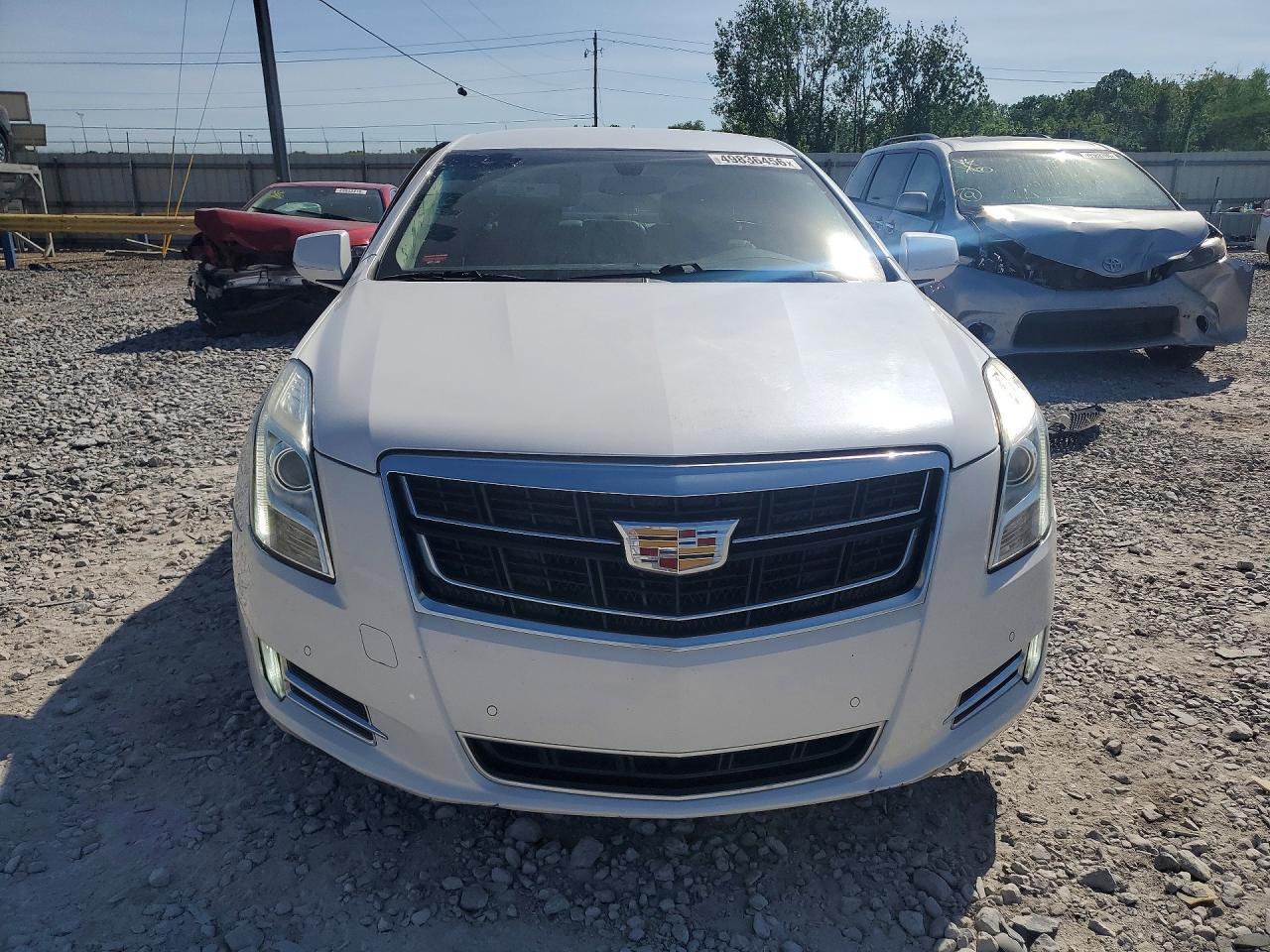 2017 Cadillac Xts Luxury - Image 5