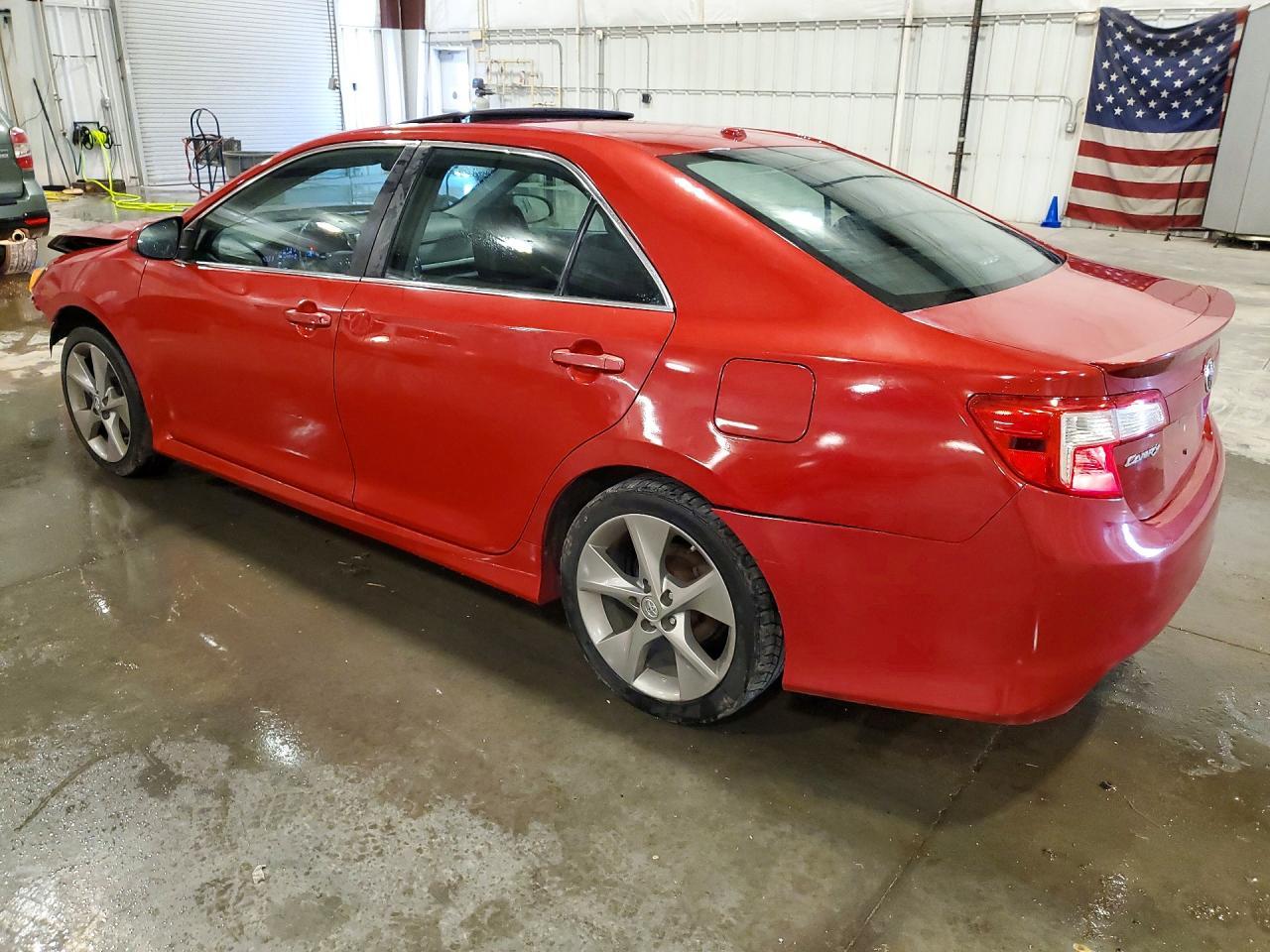 2012 Toyota Camry Se Sport Limited Edition - Image 2