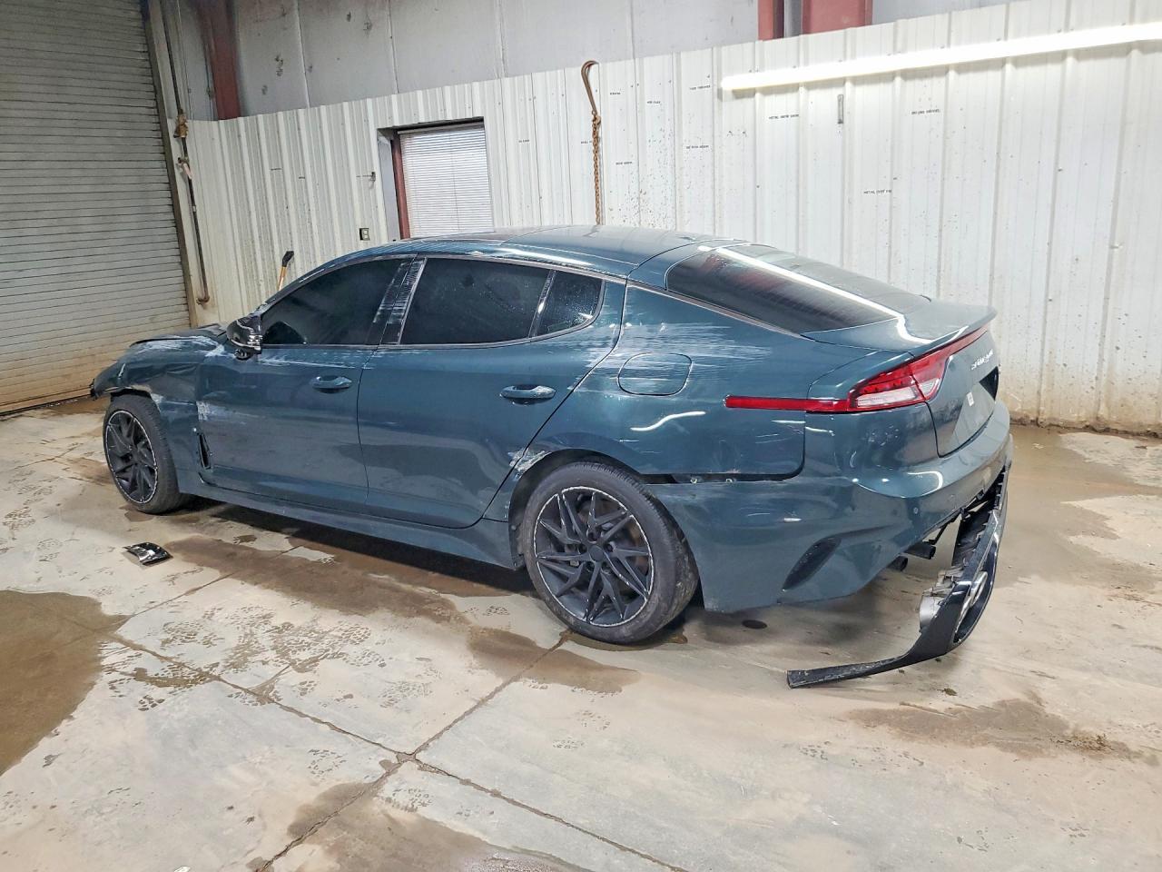 2022 Kia Stinger Gt Line - Фото 2