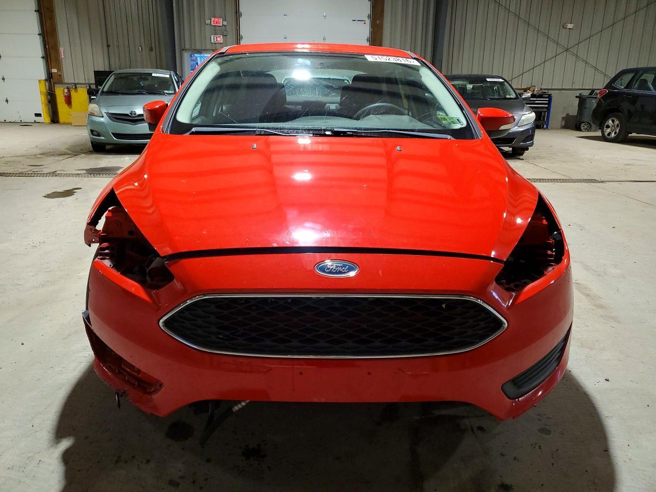 2017 Ford Focus Se - Фото 5